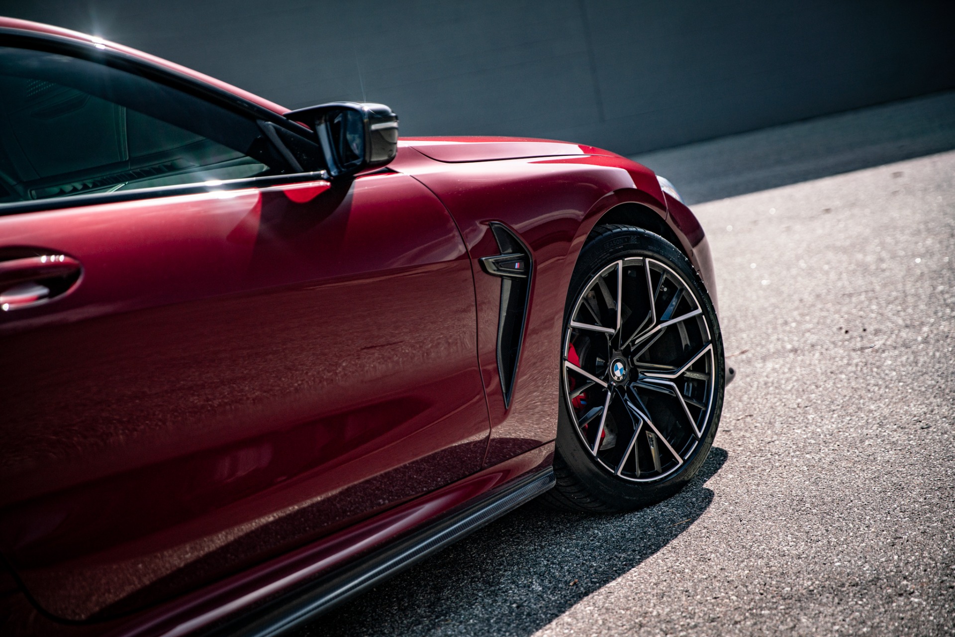 2022 BMW M8 18