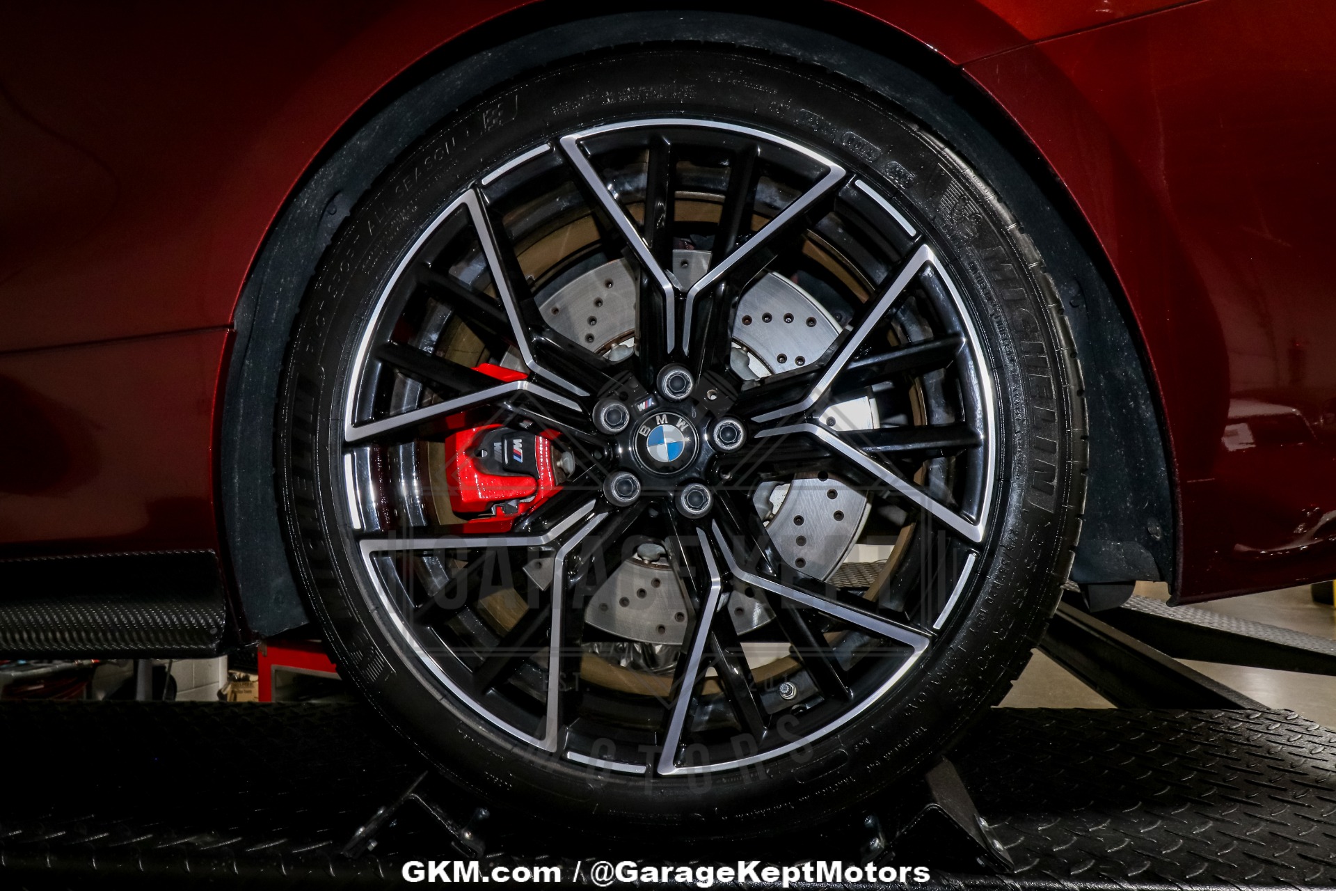 2022 BMW M8 210
