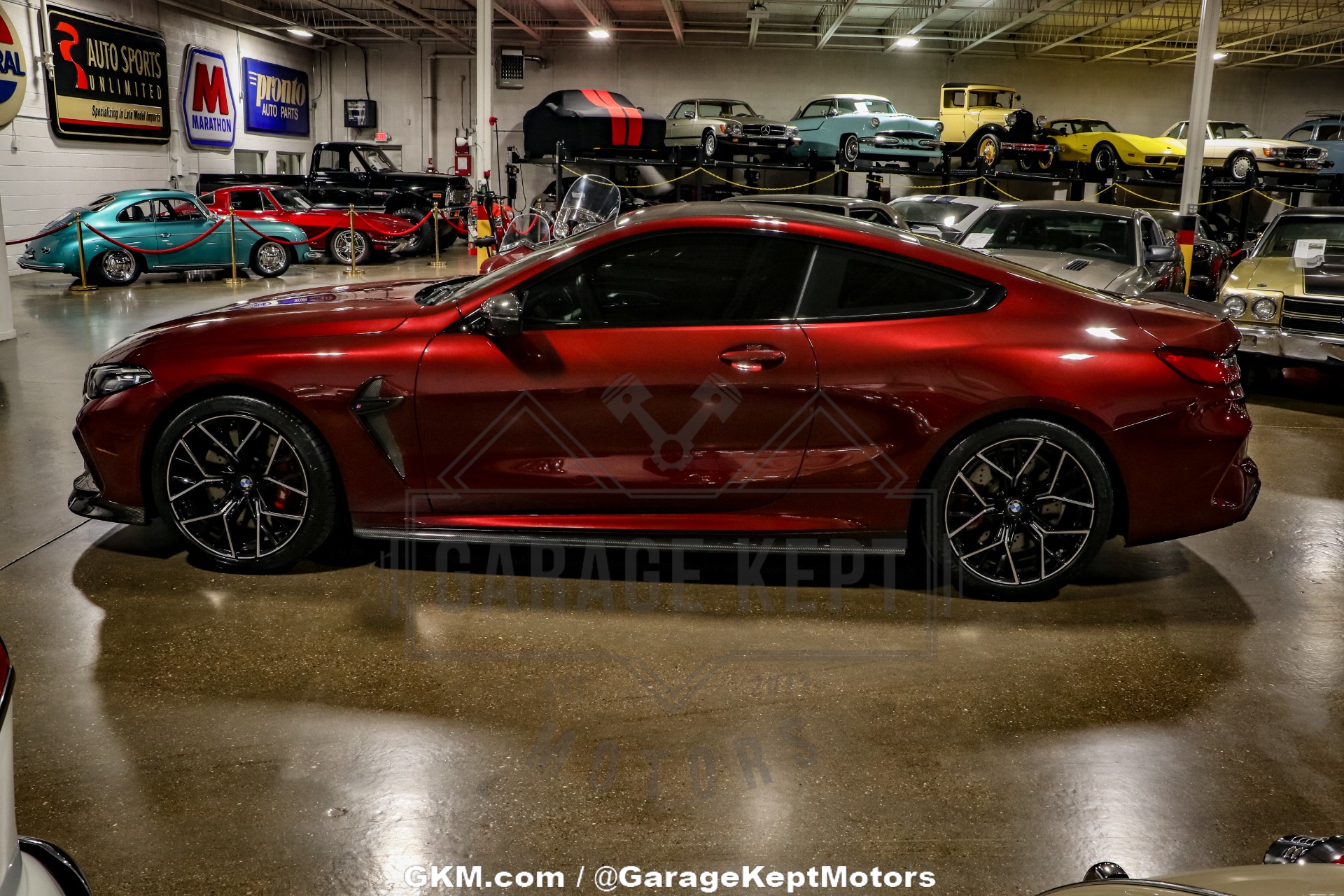 2022 BMW M8 24