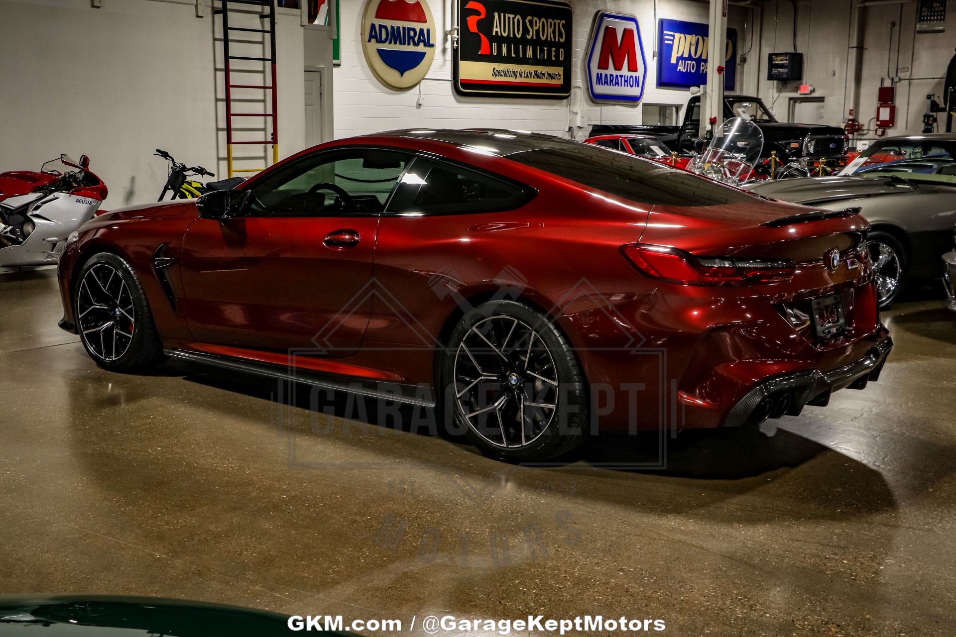 2022 BMW M8 25