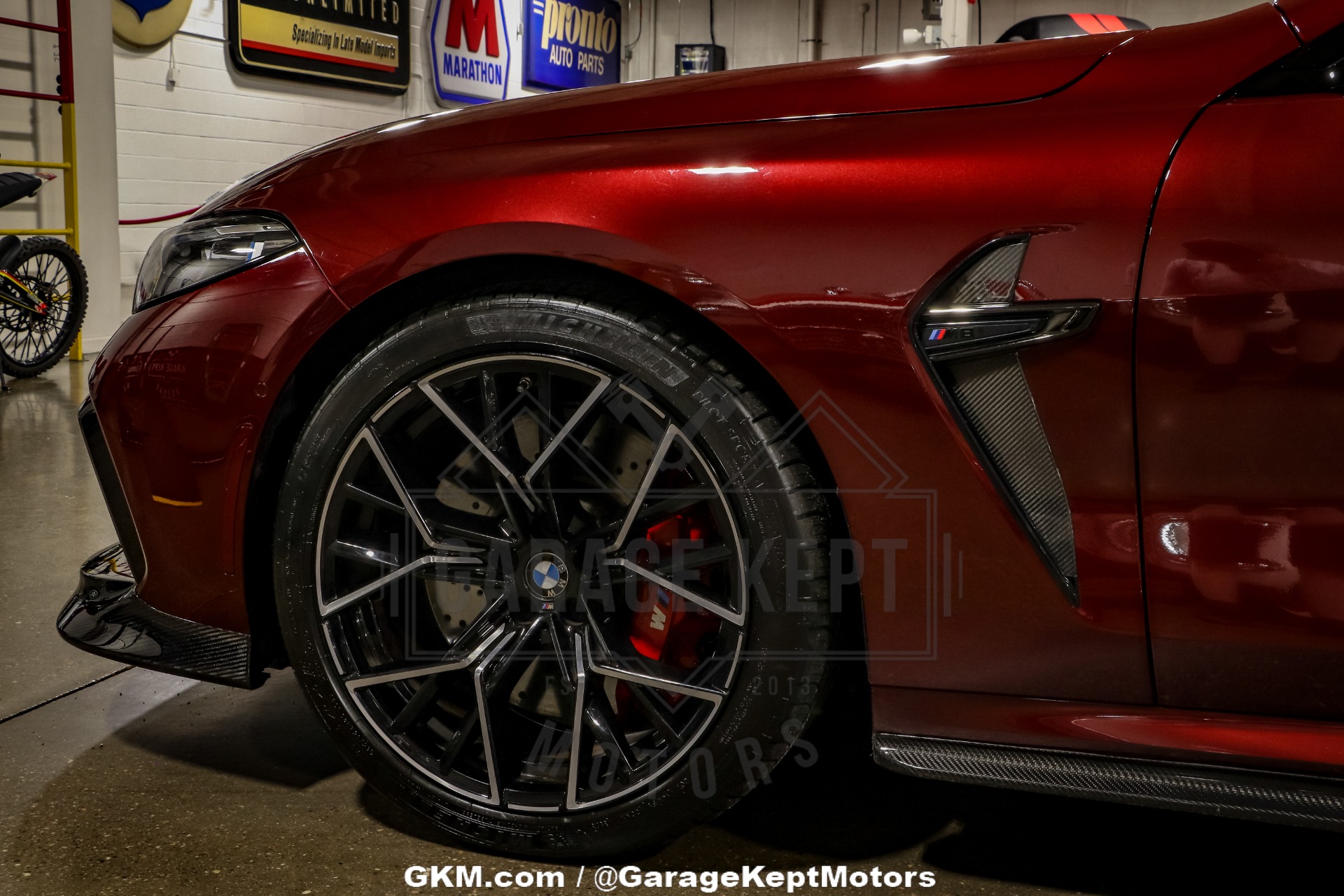 2022 BMW M8 52
