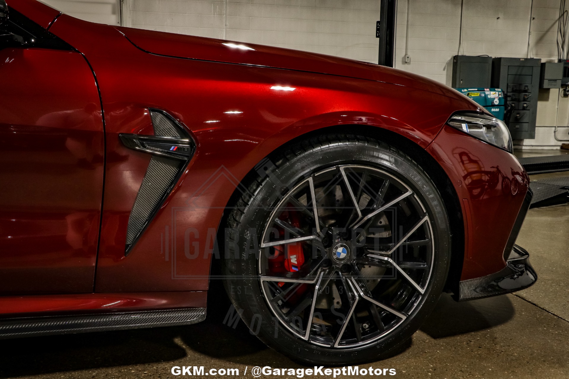 2022 BMW M8 74