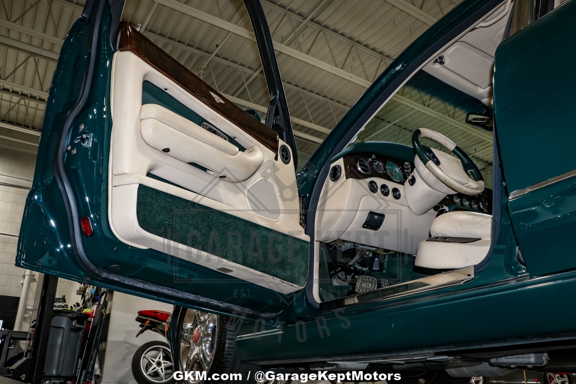 2001 Bentley Arnage 134
