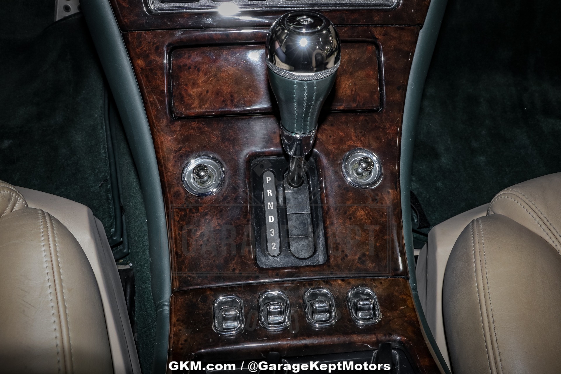 2001 Bentley Arnage 157