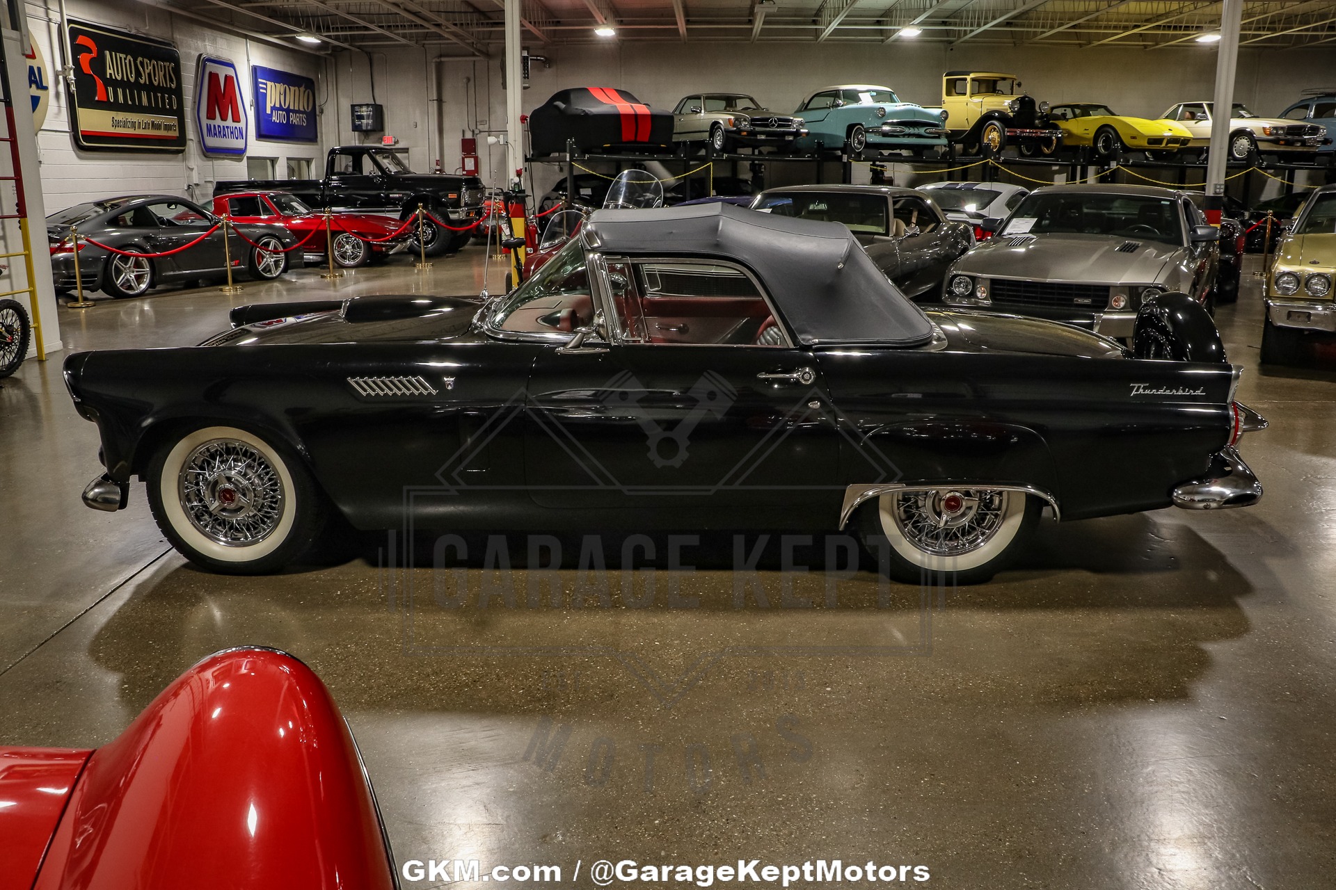 1956 Ford Thunderbird 22