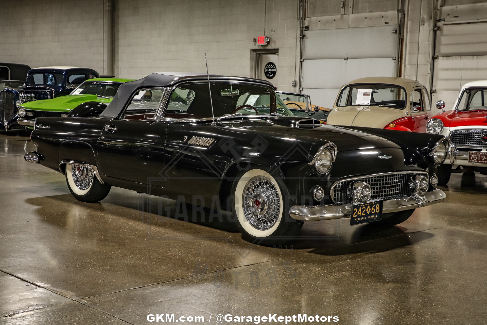 1956 Ford Thunderbird 29