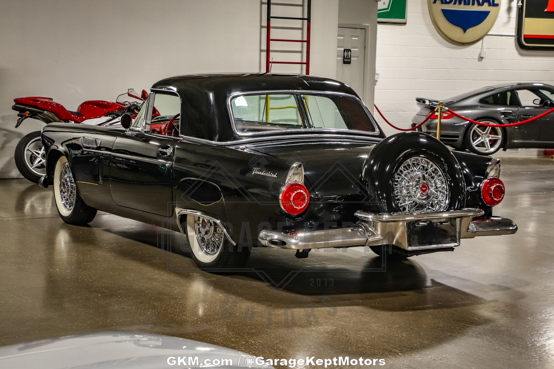 1956 Ford Thunderbird 33
