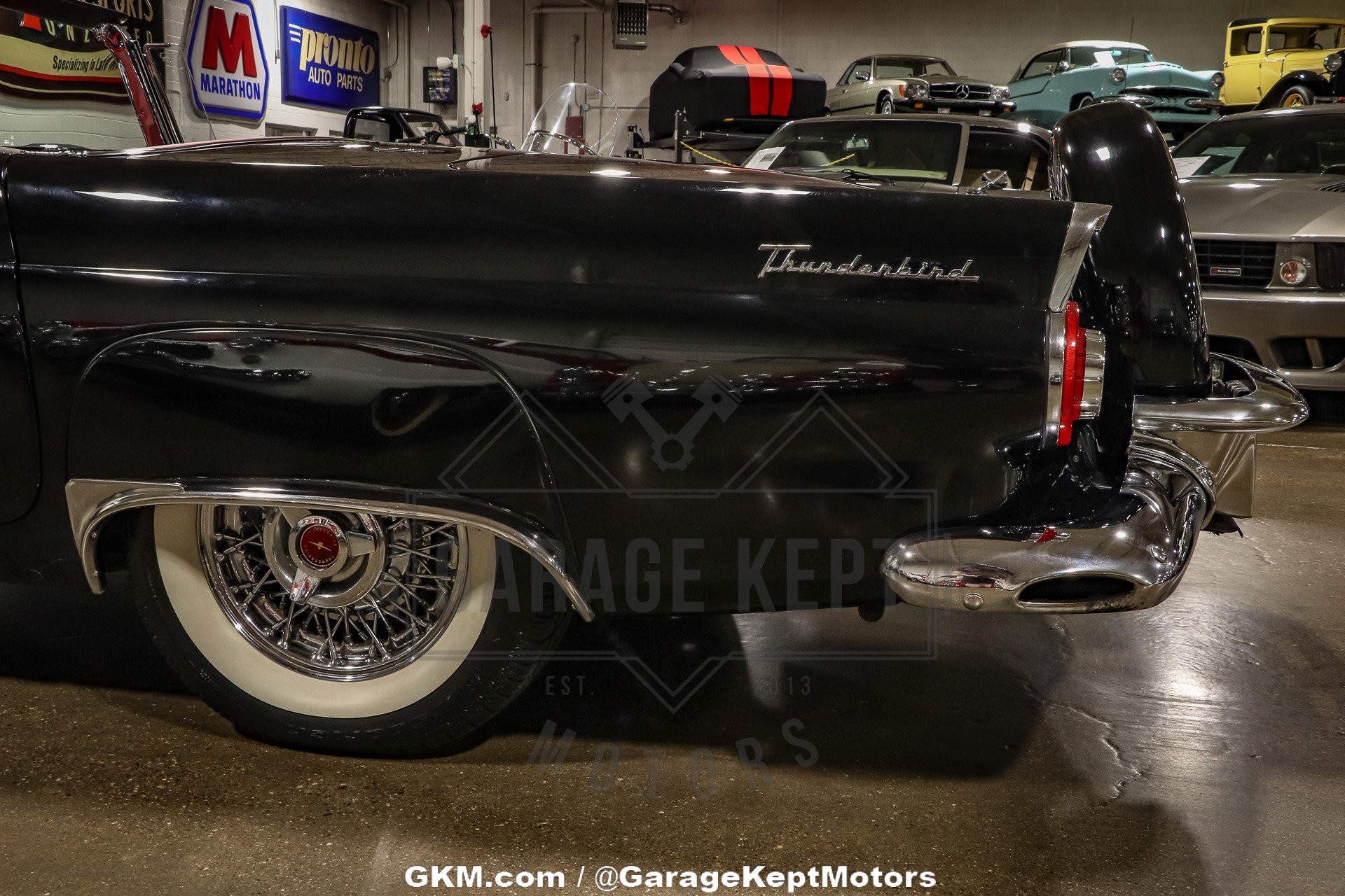1956 Ford Thunderbird 70