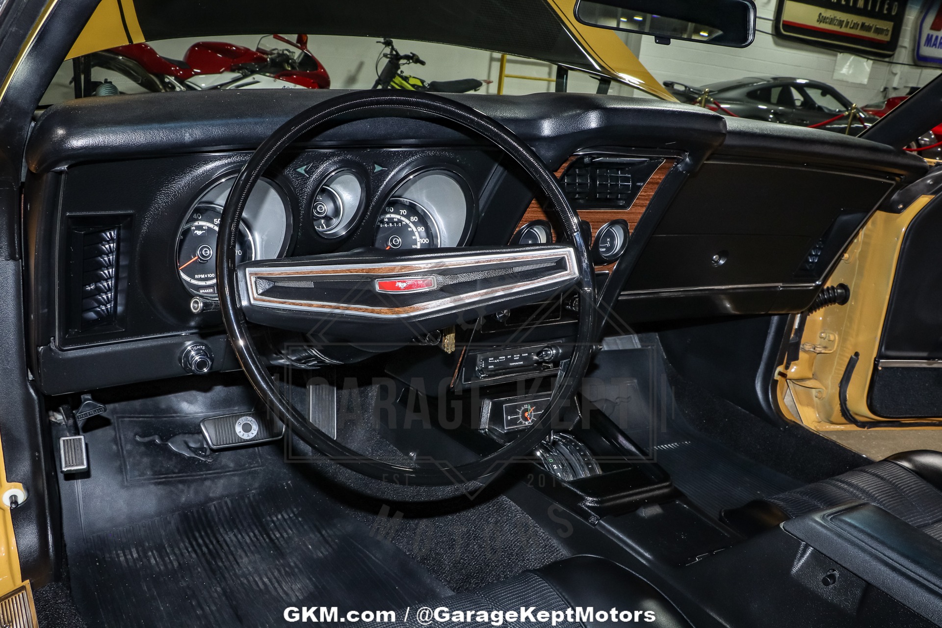 1971 Ford Mustang 4
