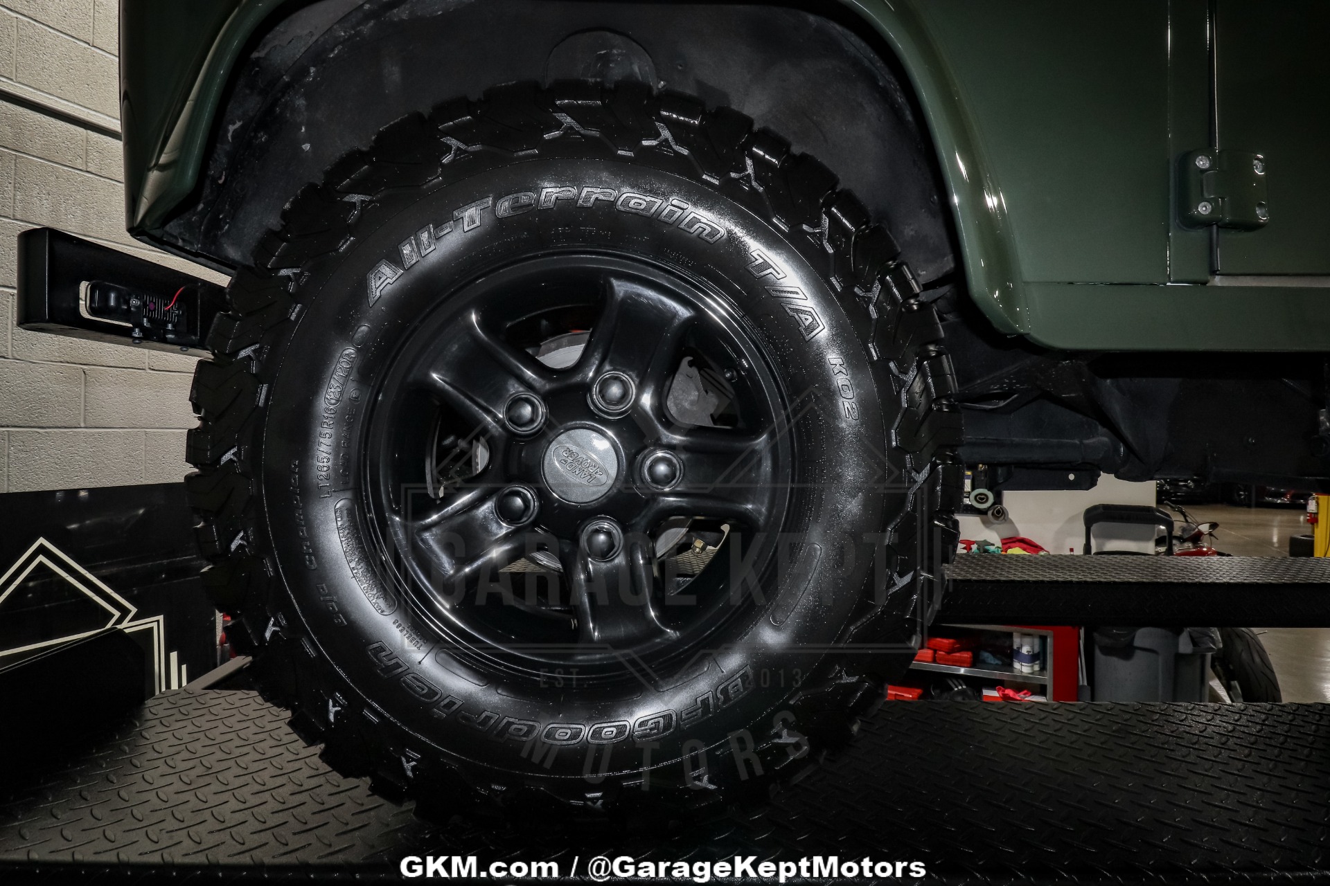 1986 Land Rover Defender 155