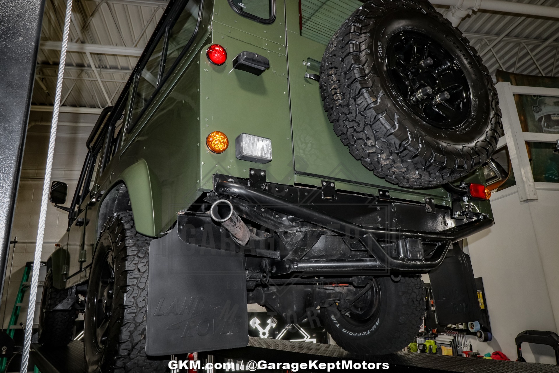 1986 Land Rover Defender 159