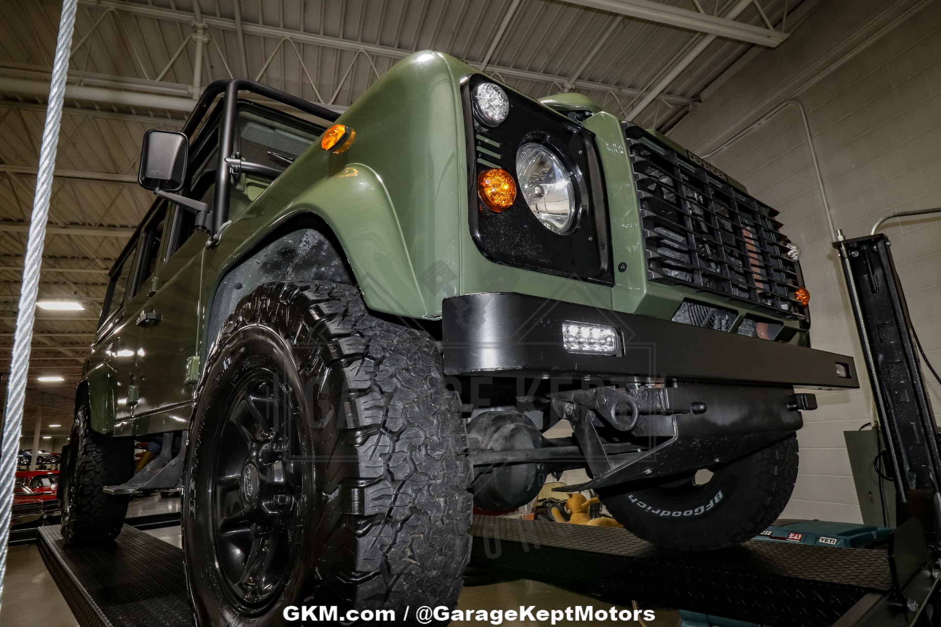 1986 Land Rover Defender 166