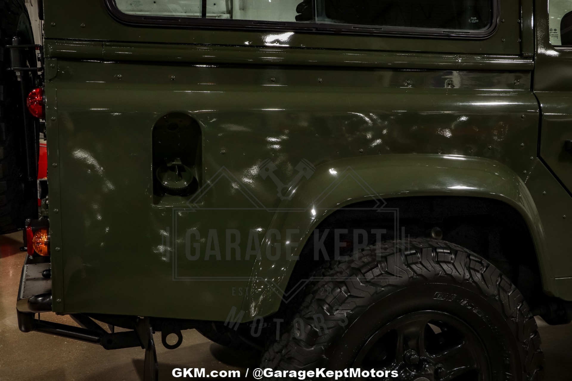1986 Land Rover Defender 53