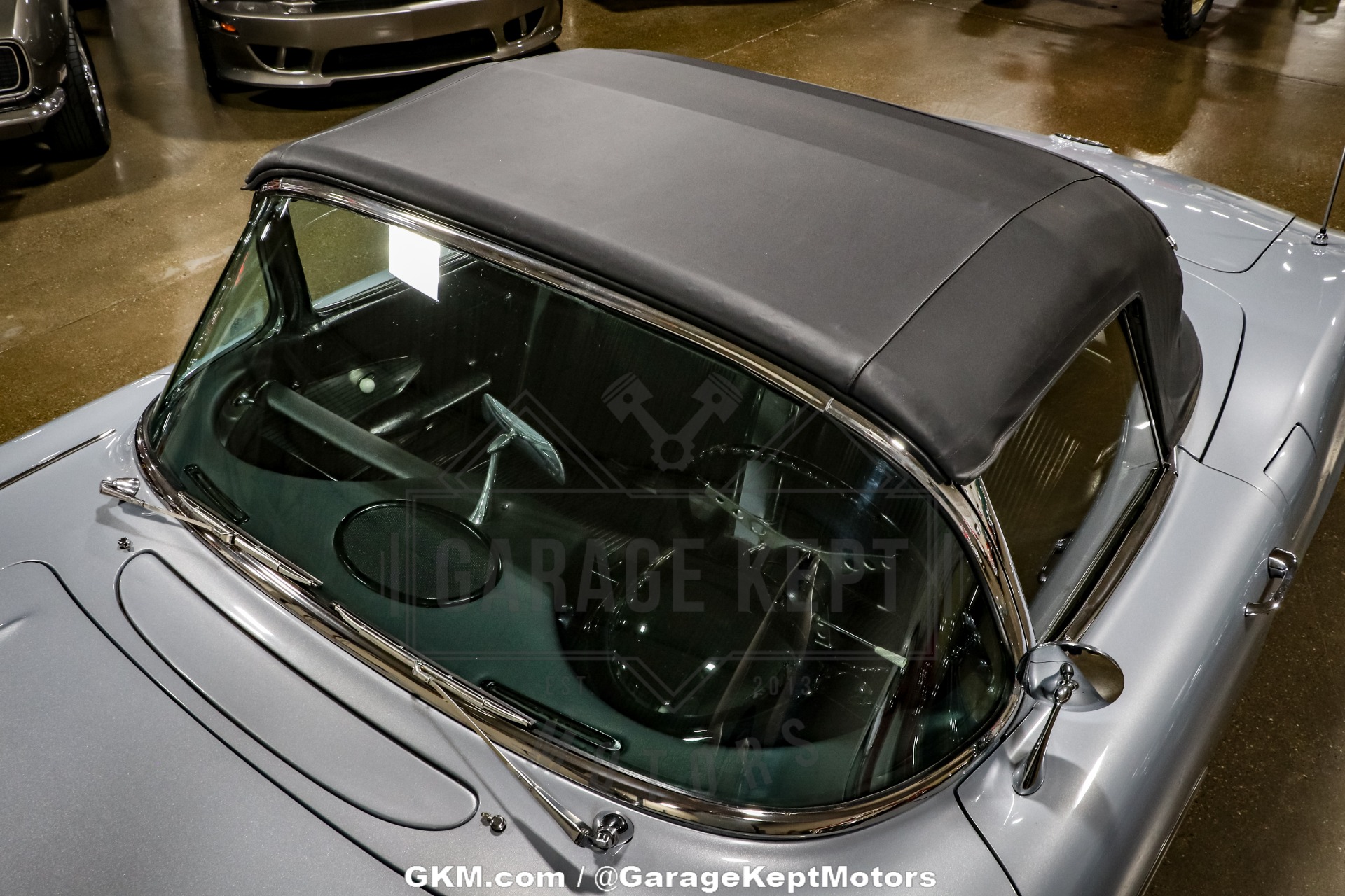 1961 Chevrolet Corvette 14