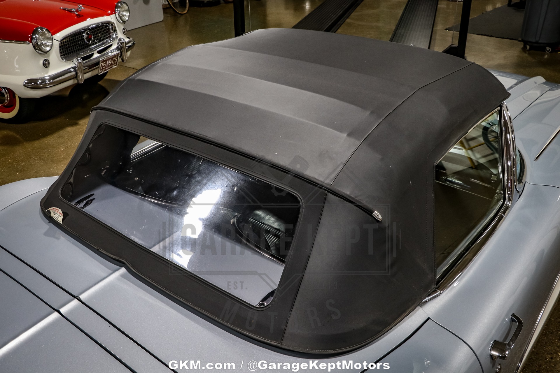 1961 Chevrolet Corvette 18