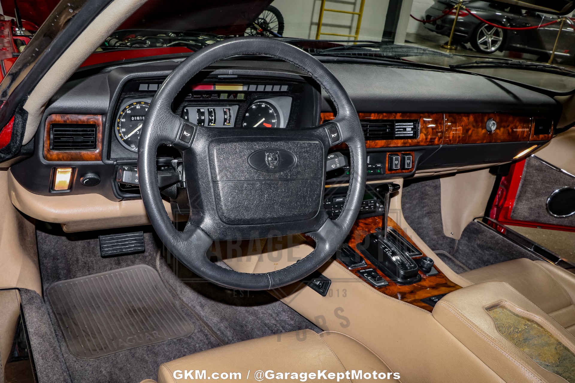 1990 Jaguar XJS 4