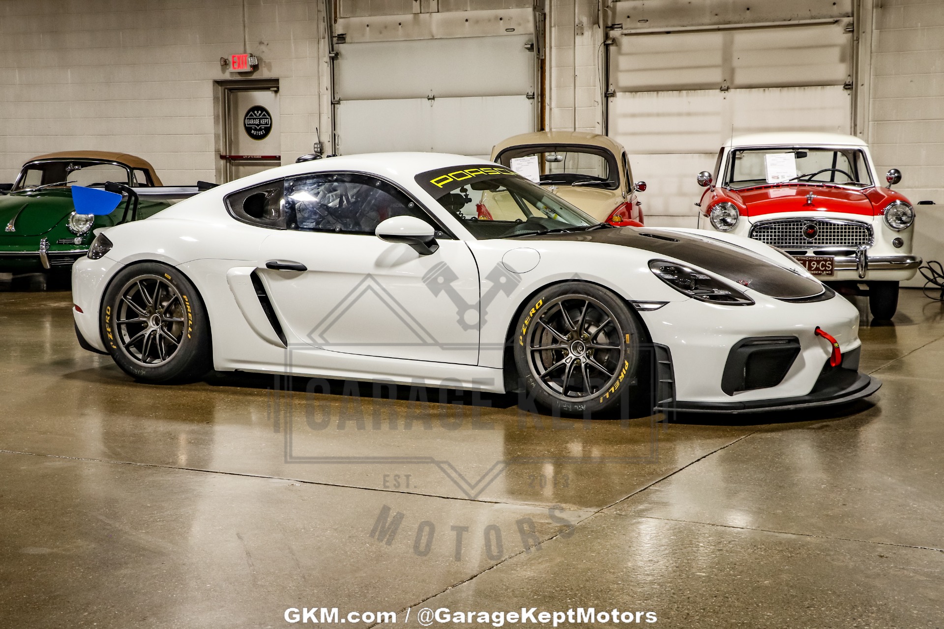 2019 Porsche Cayman GT4 16