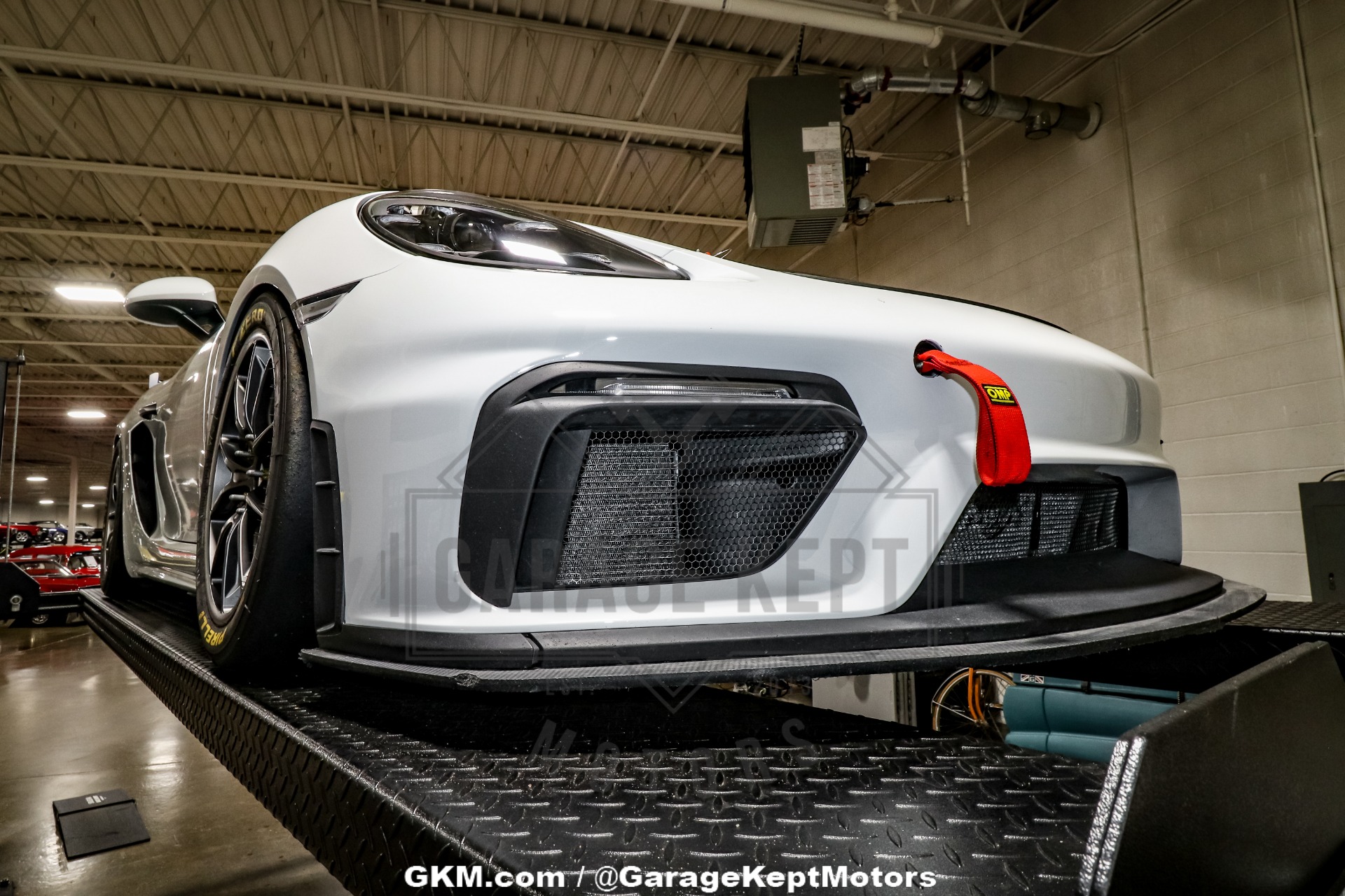 2019 Porsche Cayman GT4 207