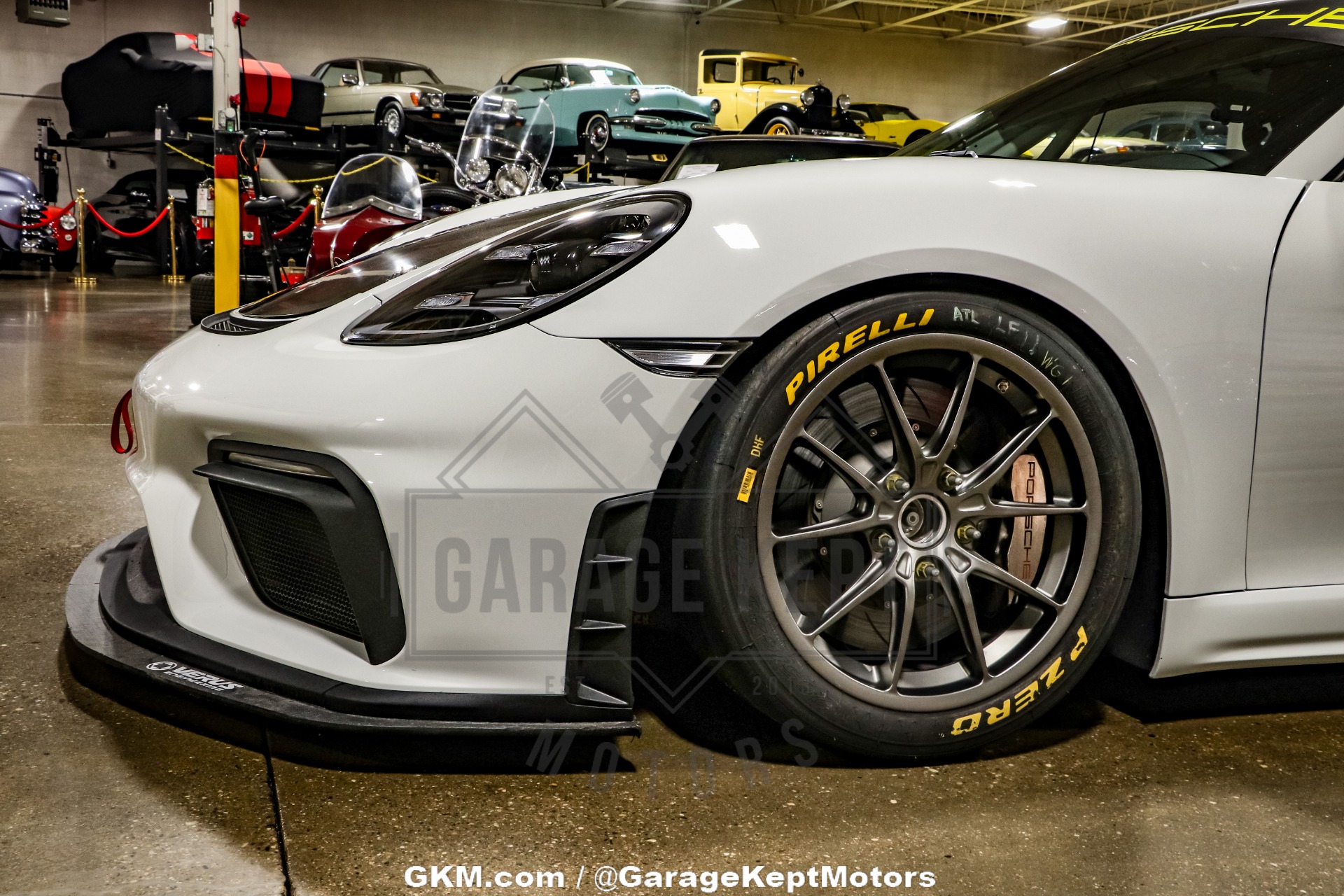 2019 Porsche Cayman GT4 42