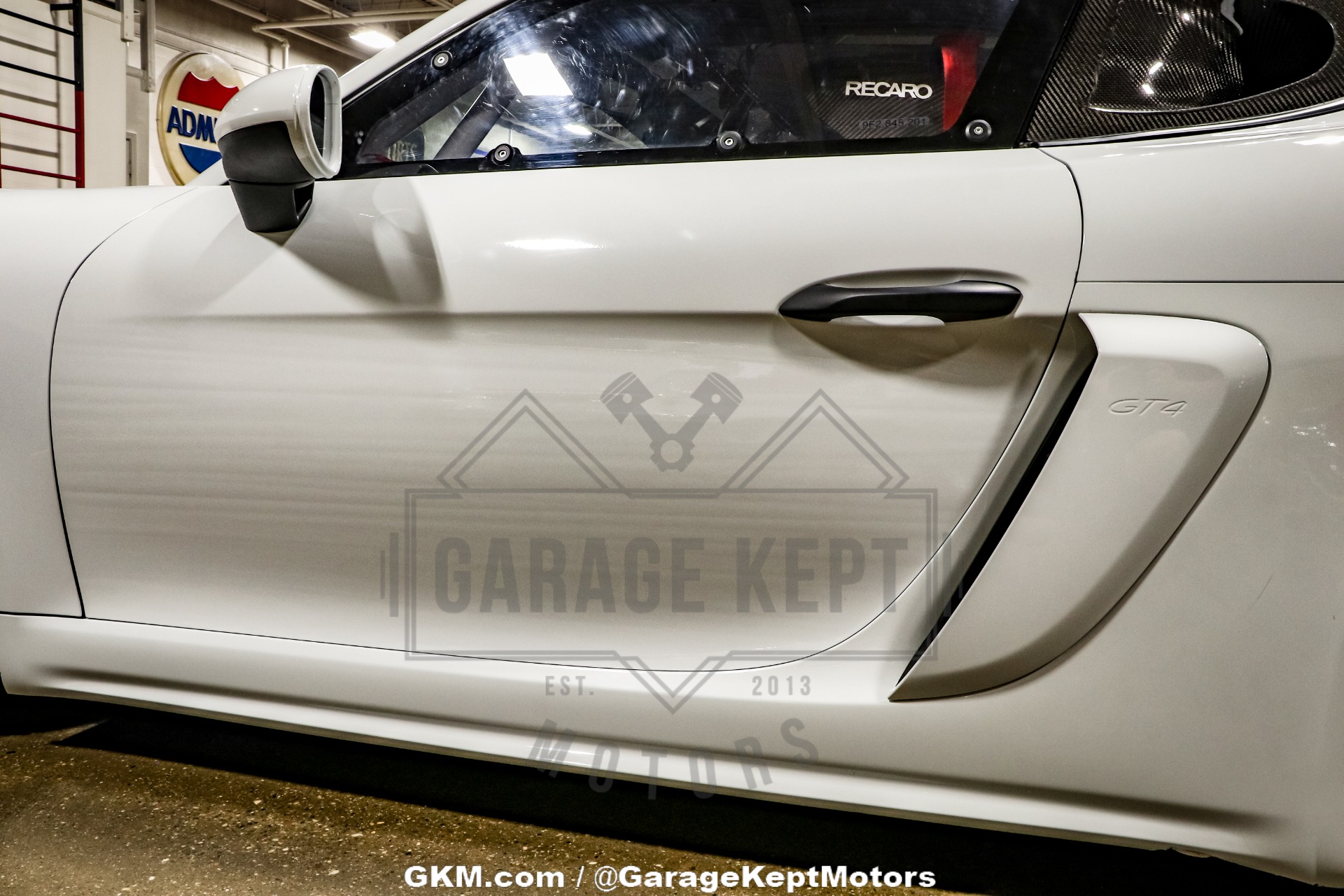 2019 Porsche Cayman GT4 45