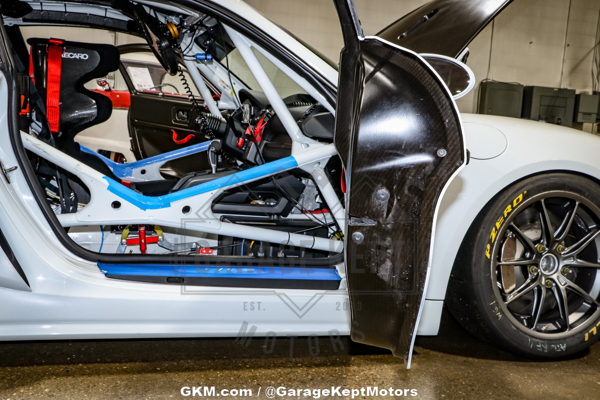 2019 Porsche Cayman GT4 87