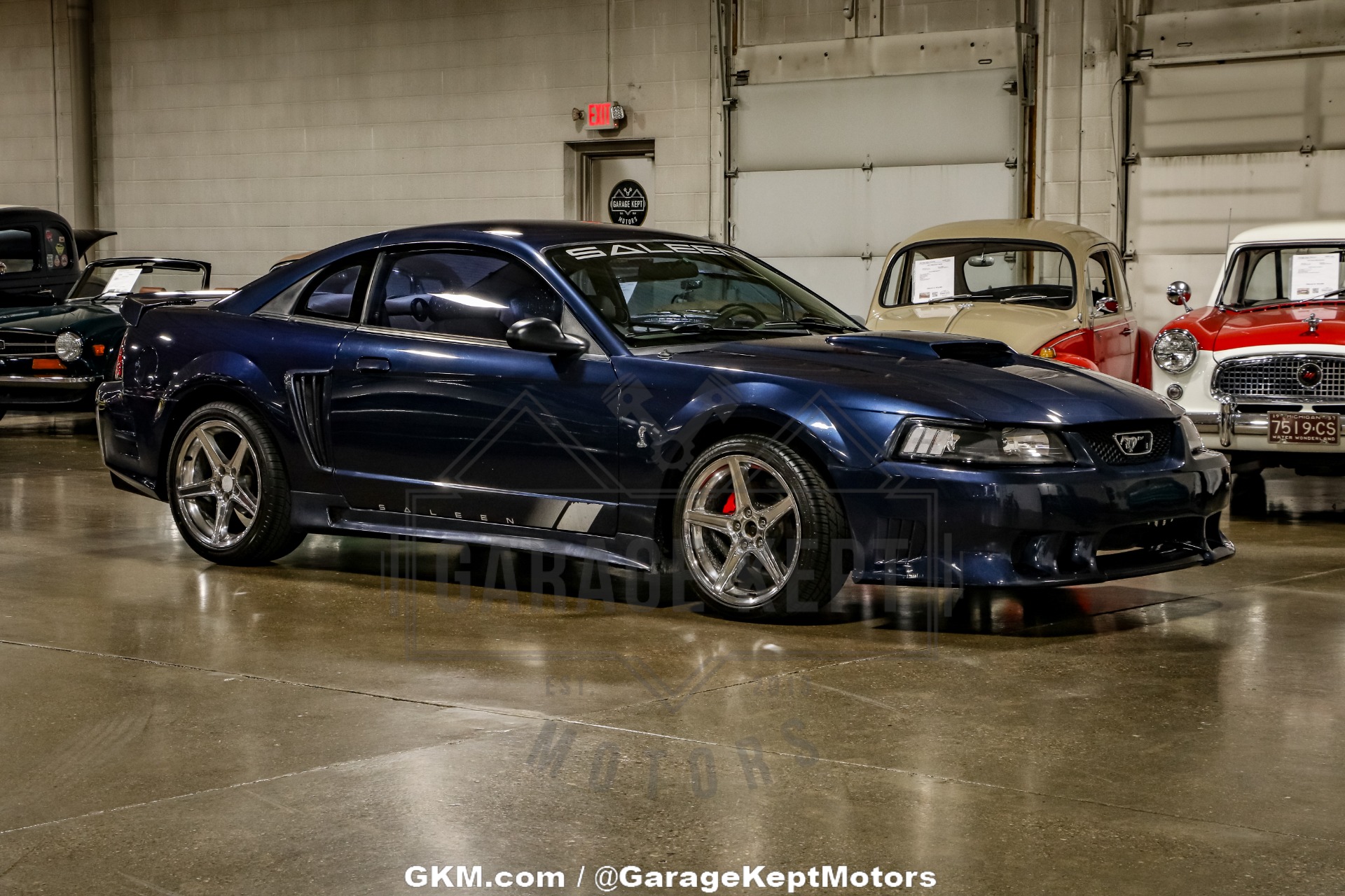 2001 Ford Mustang 1