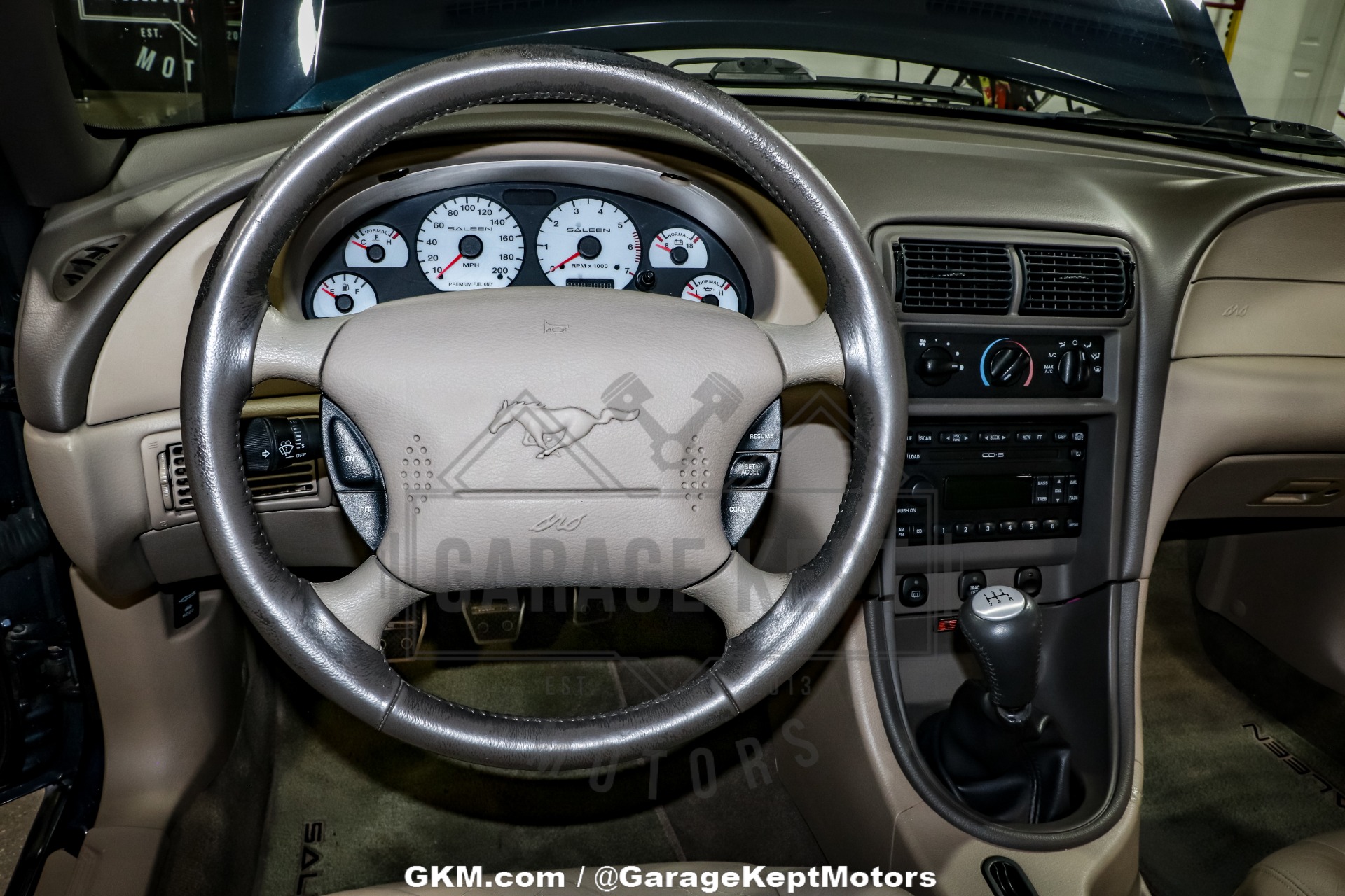 2001 Ford Mustang 109