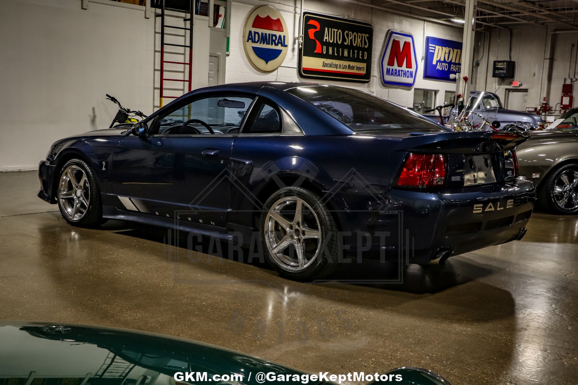 2001 Ford Mustang 11