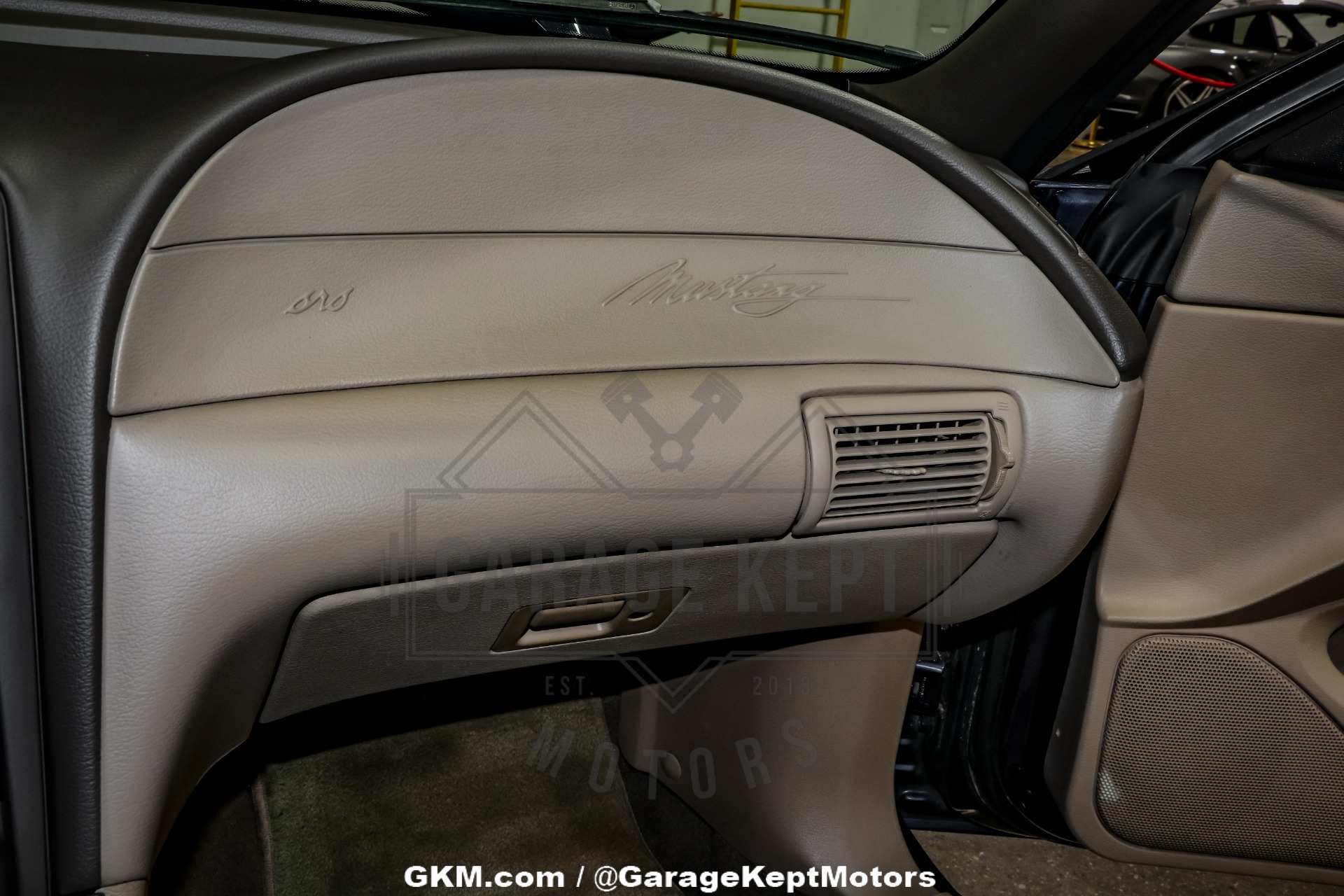 2001 Ford Mustang 123