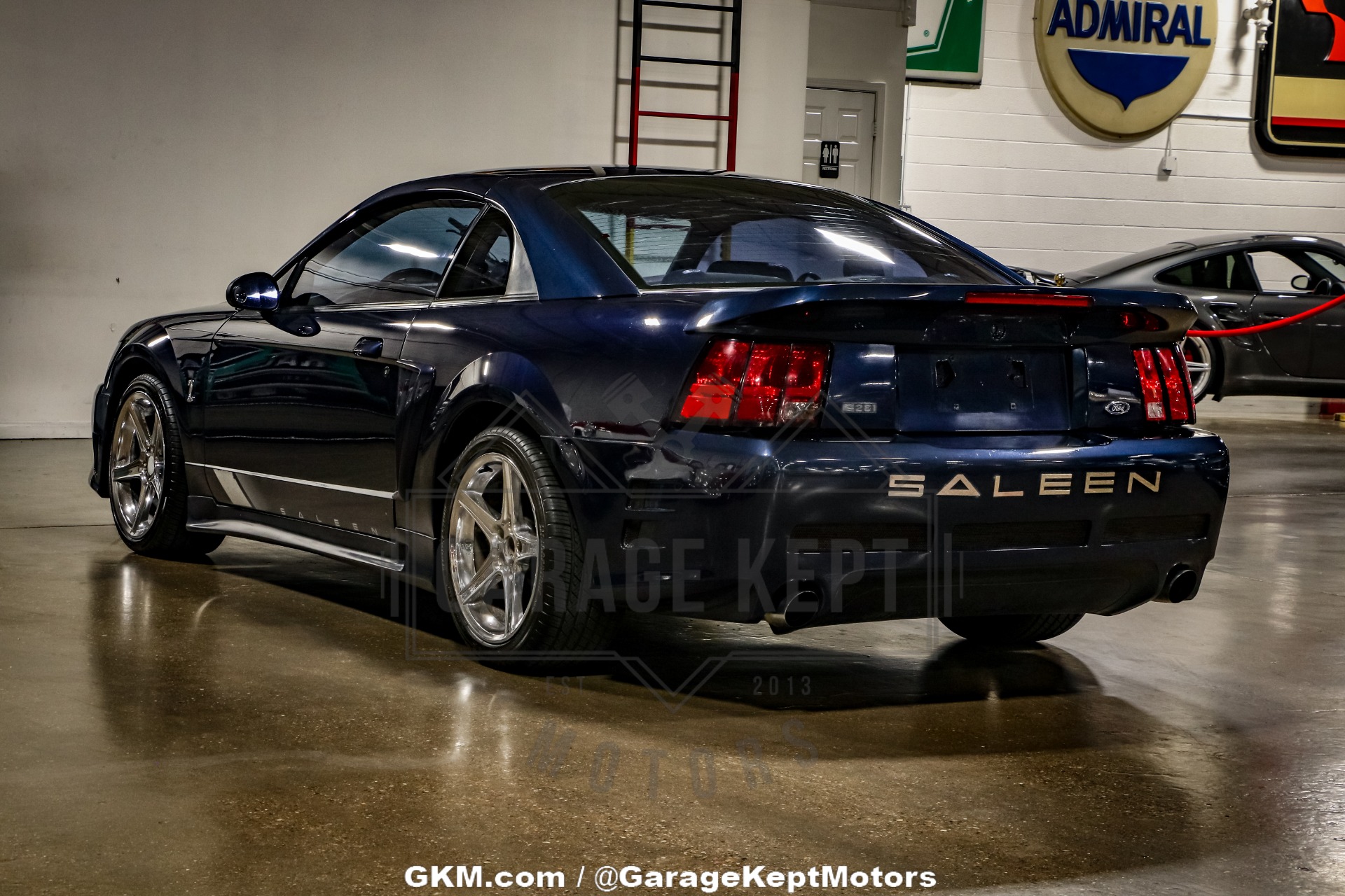 2001 Ford Mustang 12
