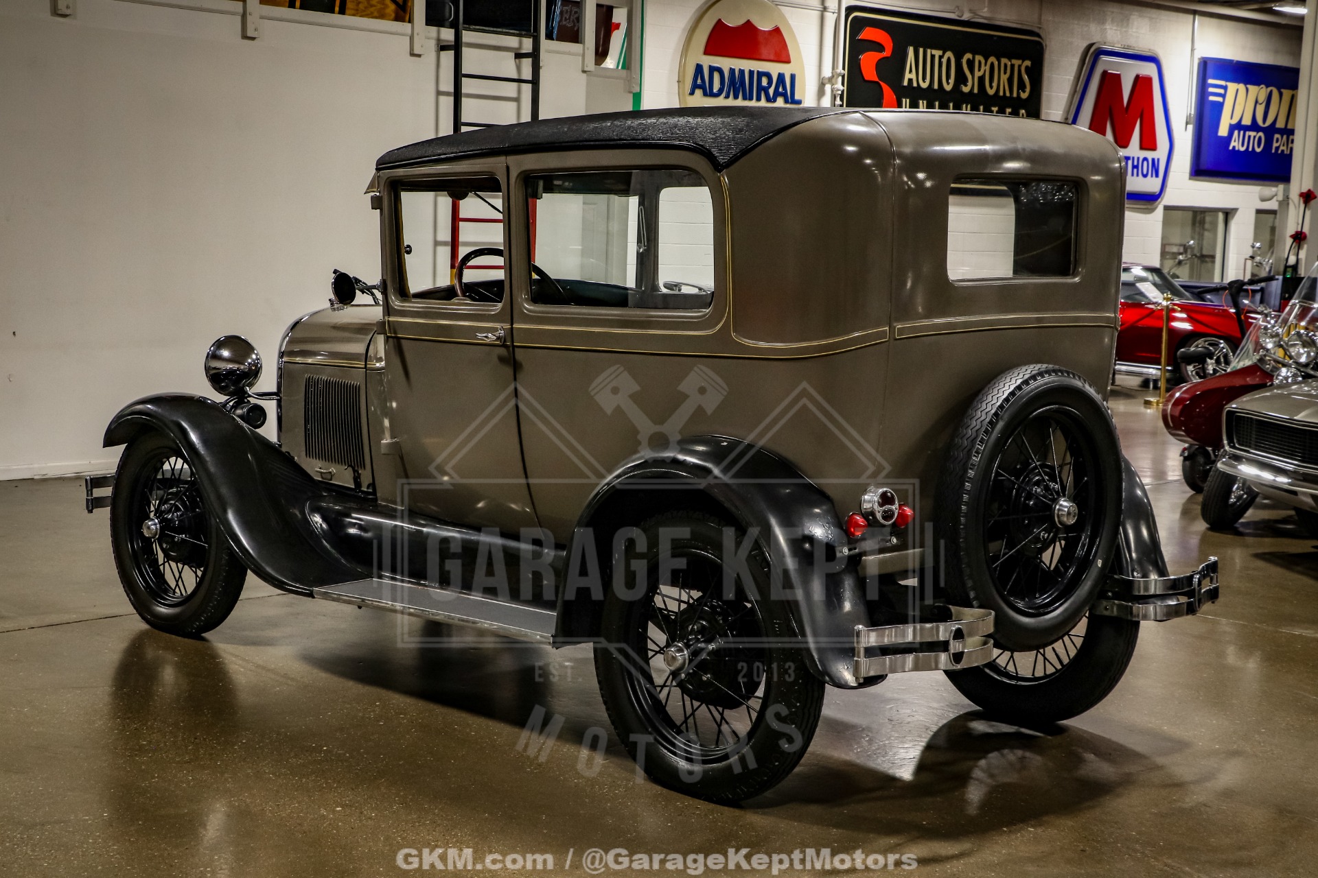 1928 Ford Model A 11