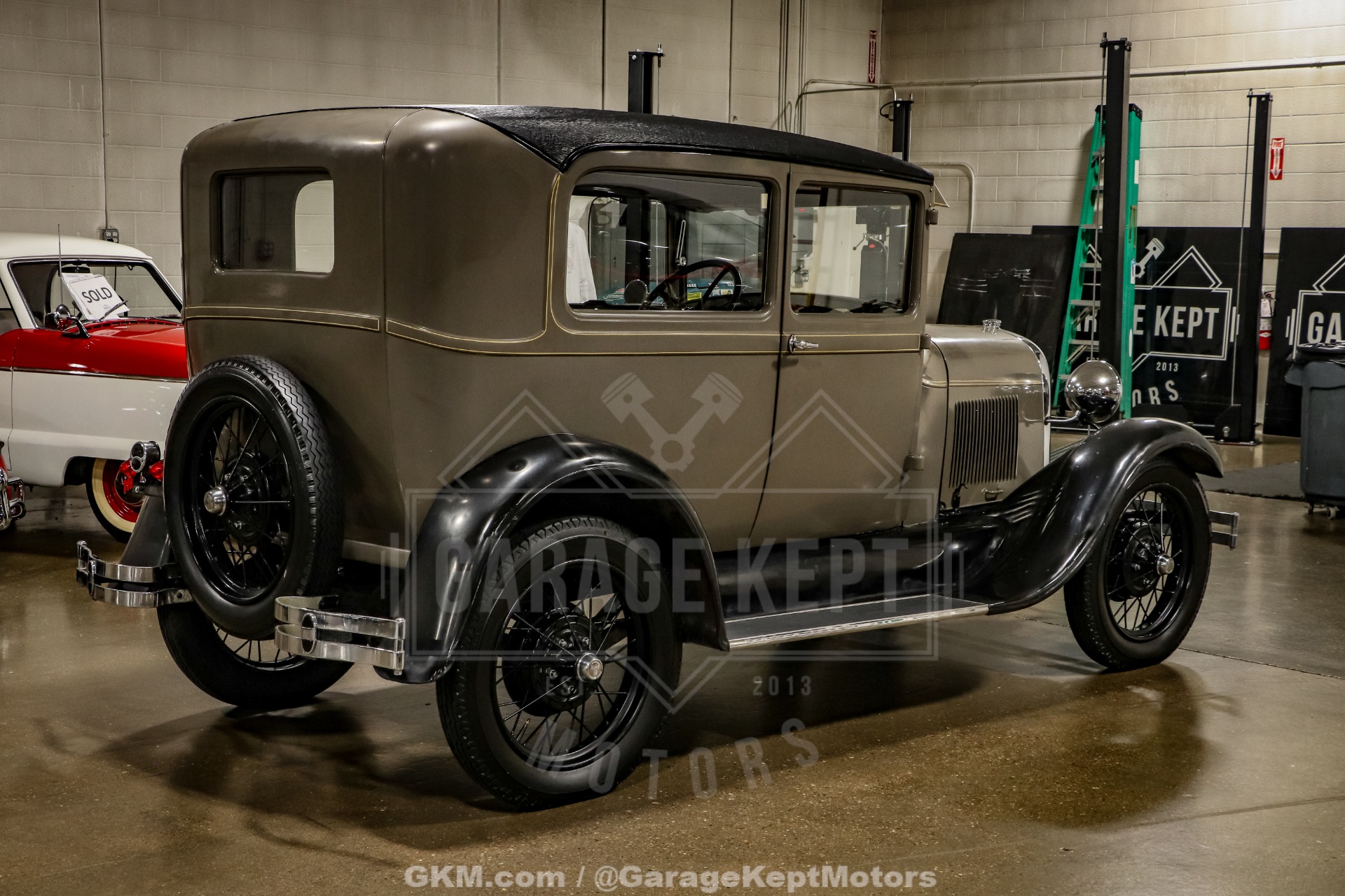 1928 Ford Model A 14