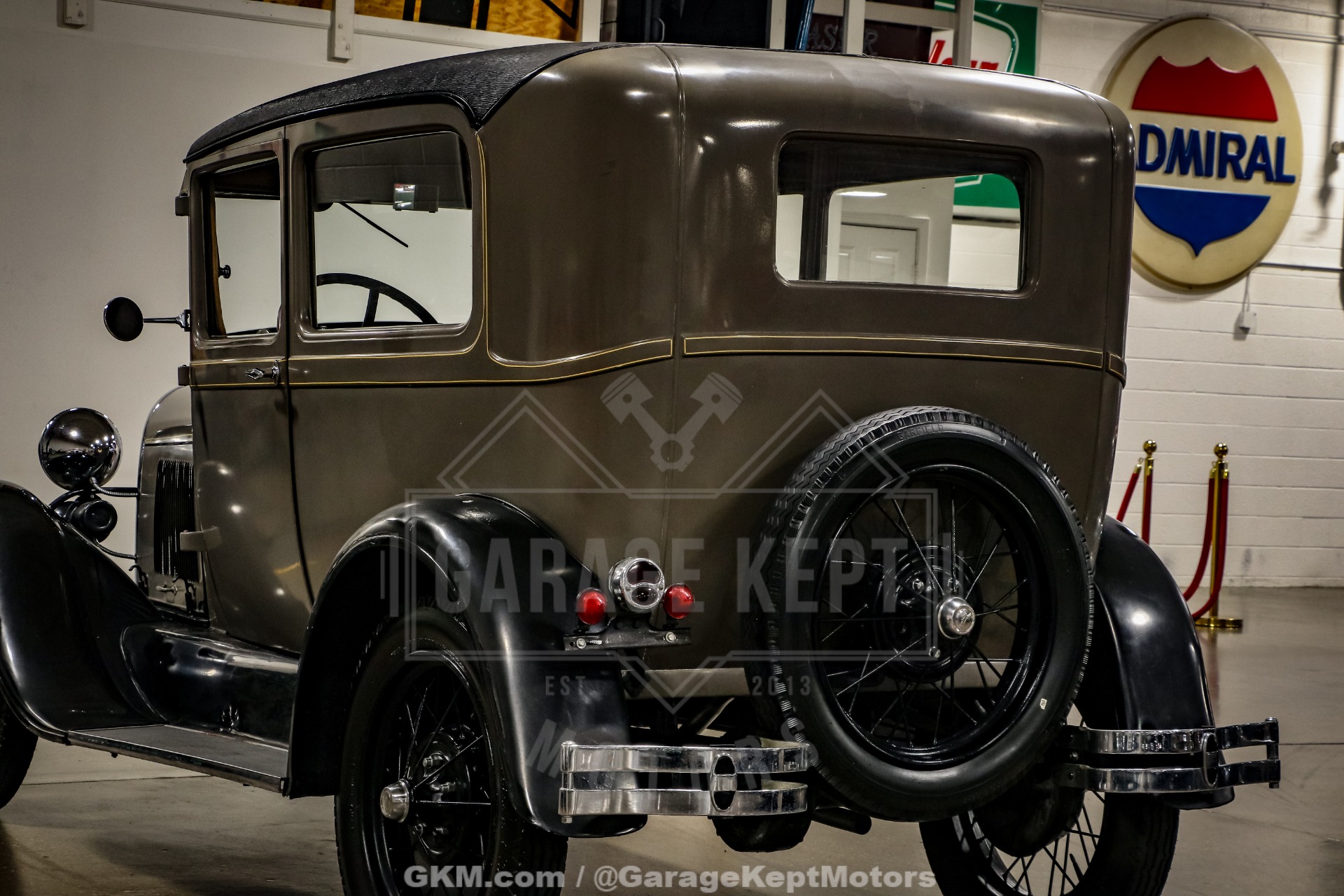 1928 Ford Model A 36