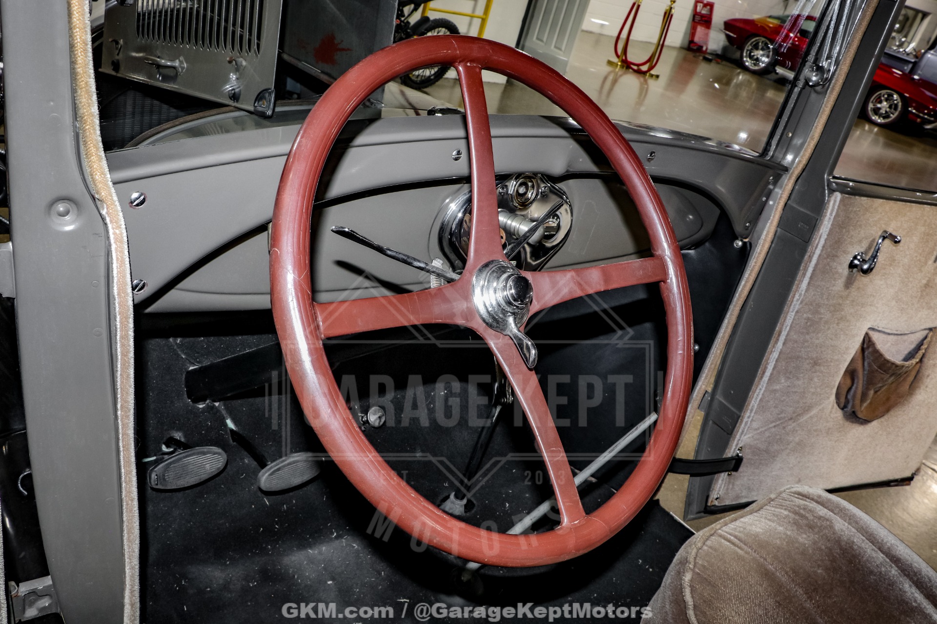 1928 Ford Model A 4