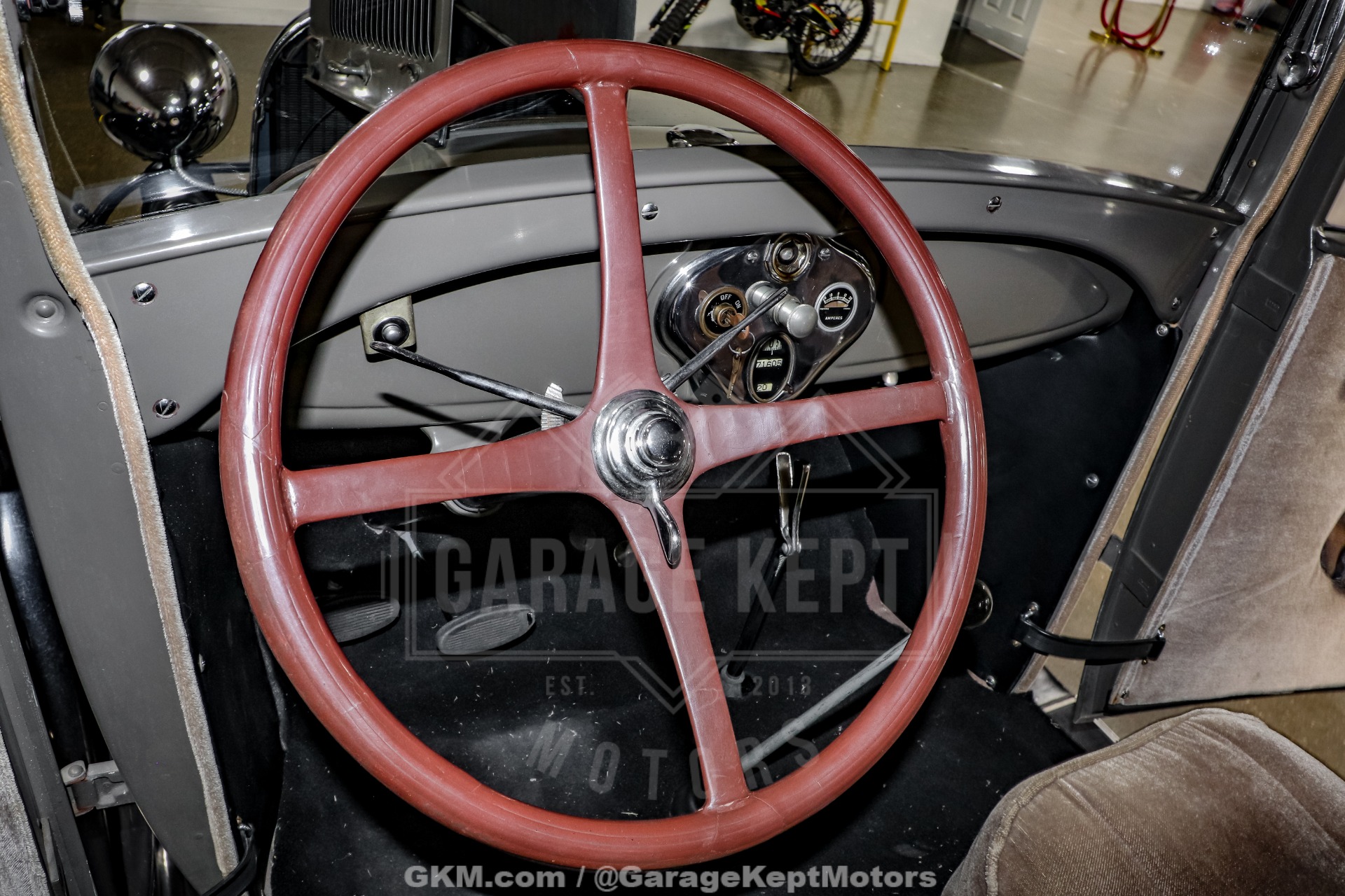 1928 Ford Model A 81