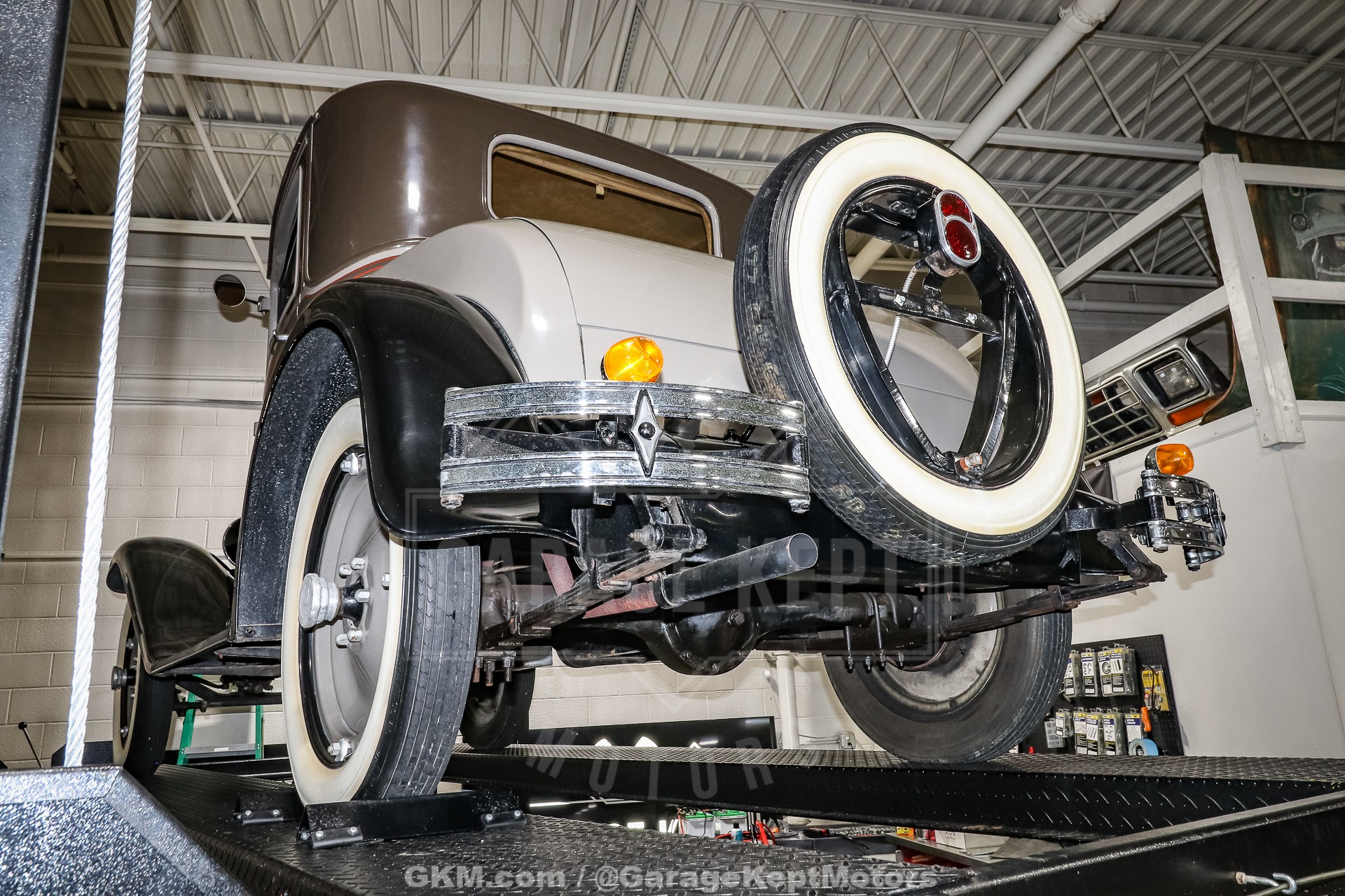 1929 Chevrolet Coupe 124