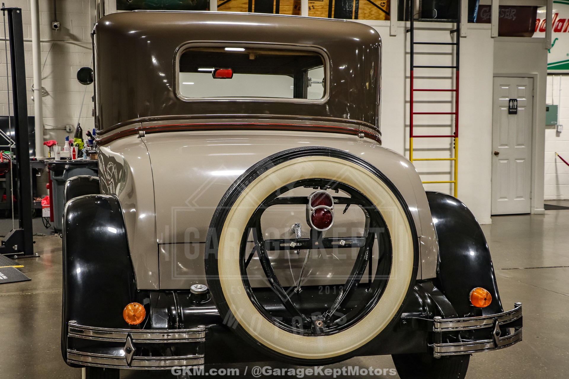 1929 Chevrolet Coupe 42