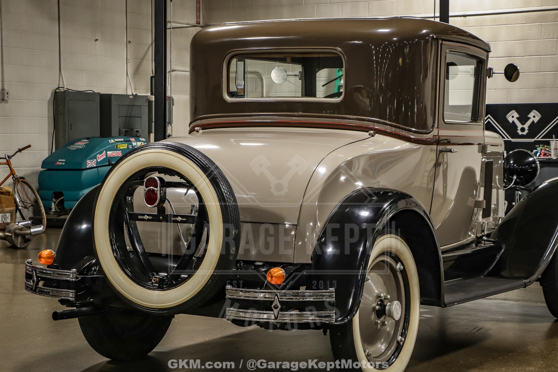1929 Chevrolet Coupe 45