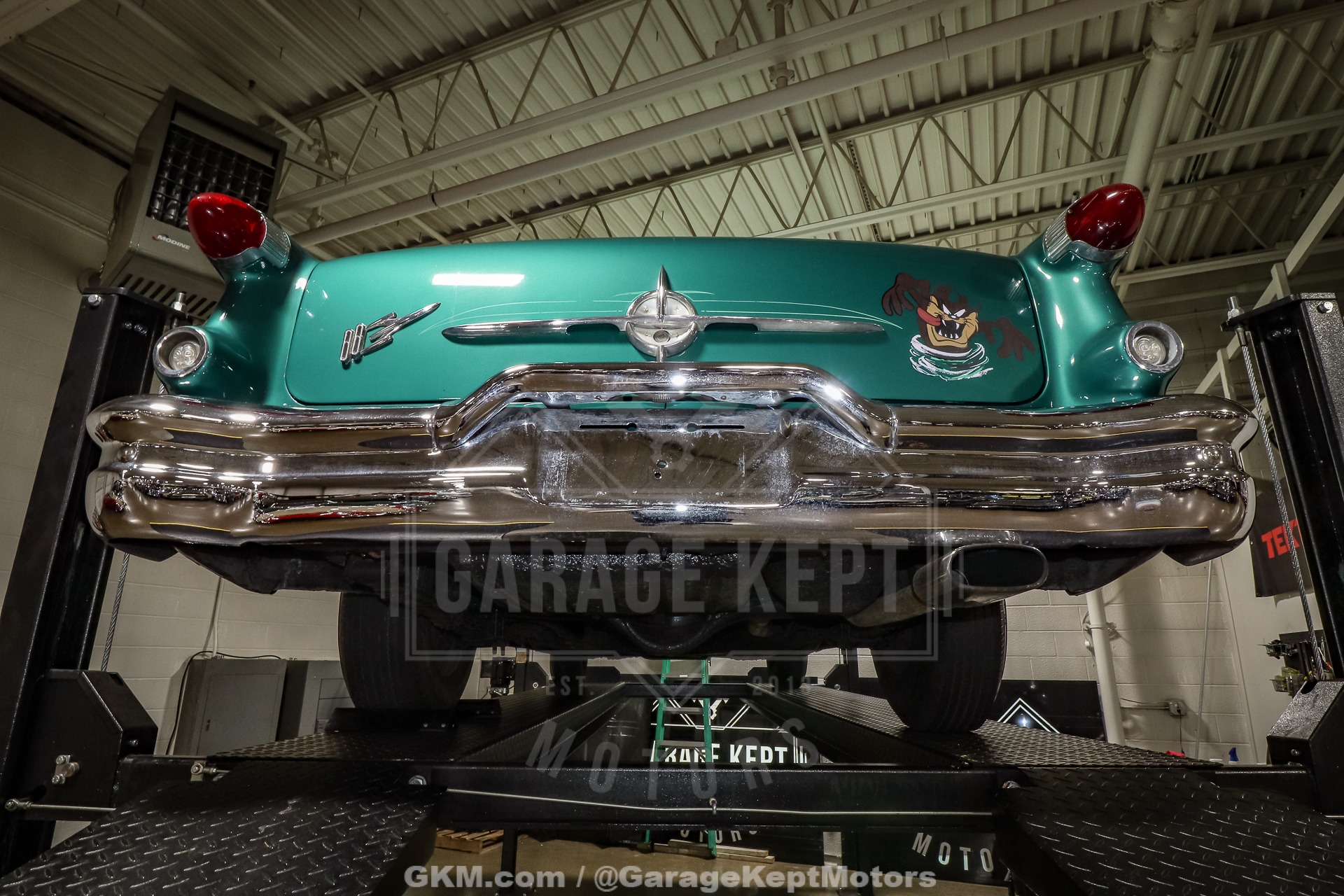 1956 Oldsmobile Super 88 Holiday Sedan 134