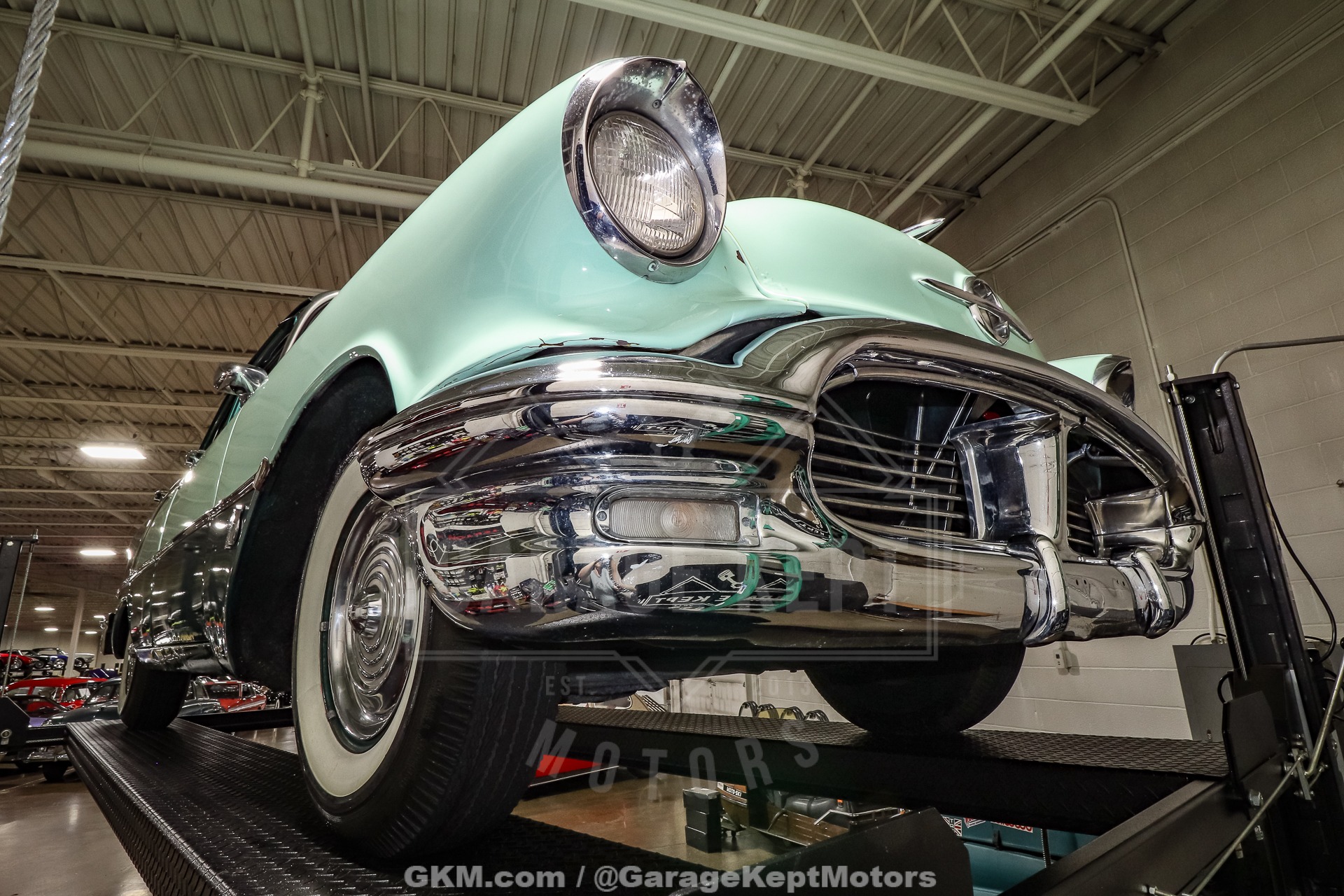 1956 Oldsmobile Super 88 Holiday Sedan 140