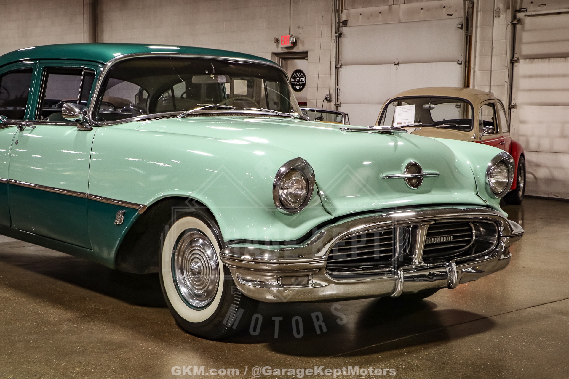 1956 Oldsmobile Super 88 Holiday Sedan 18