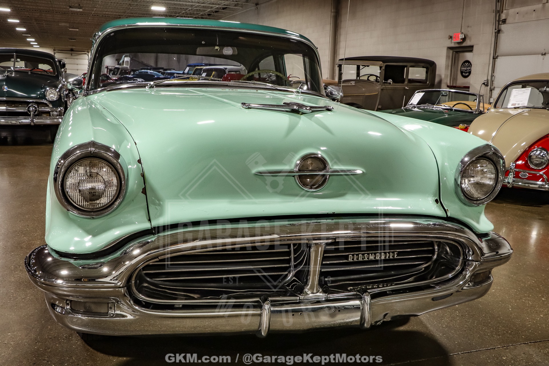 1956 Oldsmobile Super 88 Holiday Sedan 22