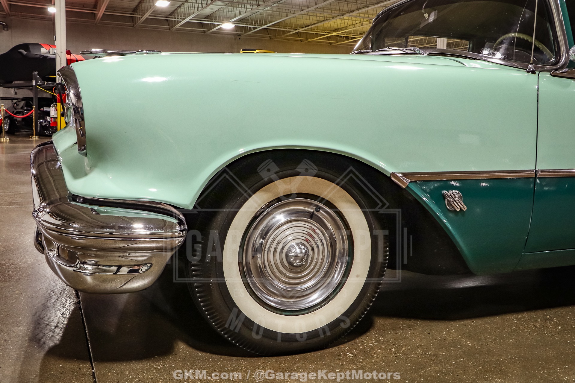 1956 Oldsmobile Super 88 Holiday Sedan 37