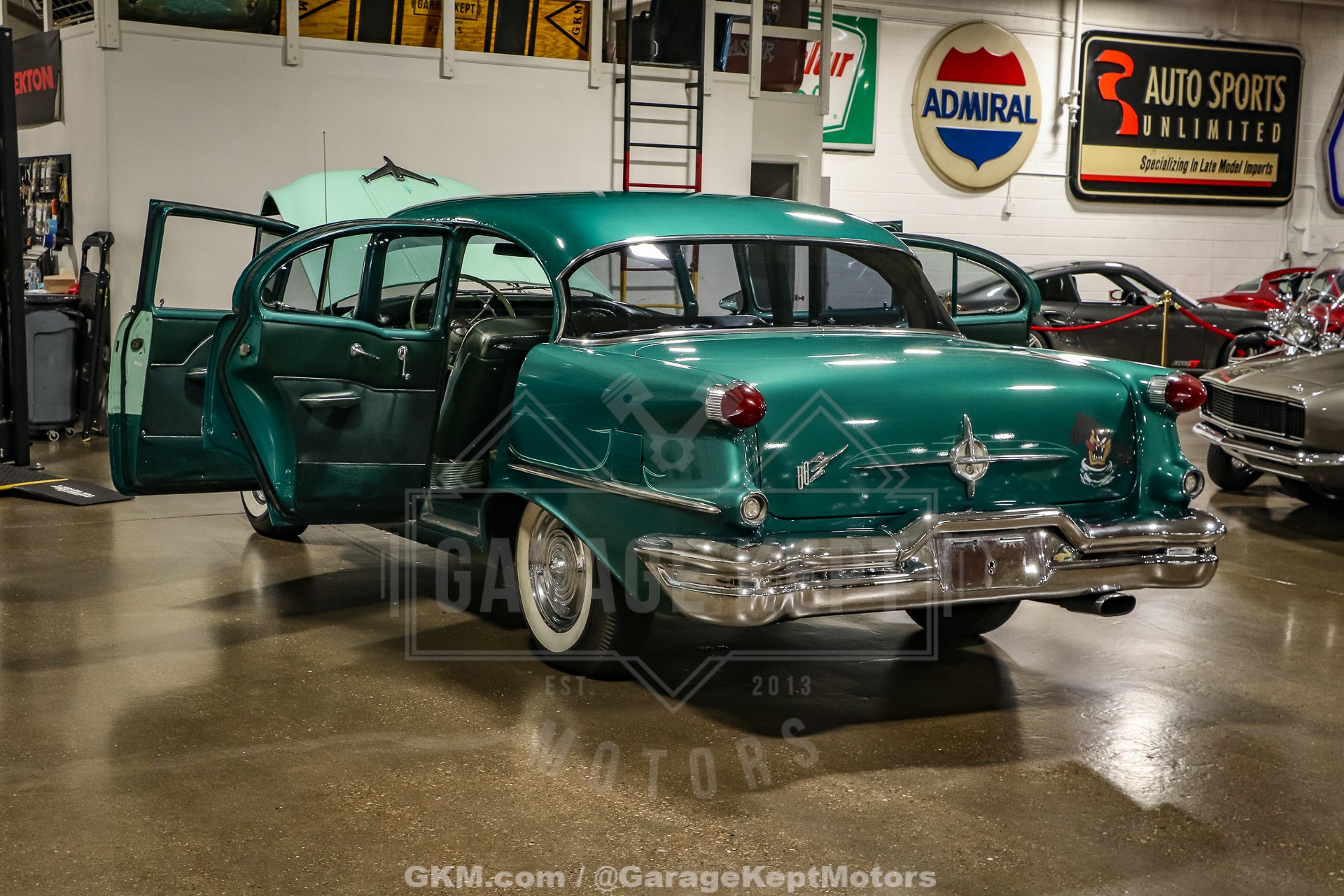 1956 Oldsmobile Super 88 Holiday Sedan 3