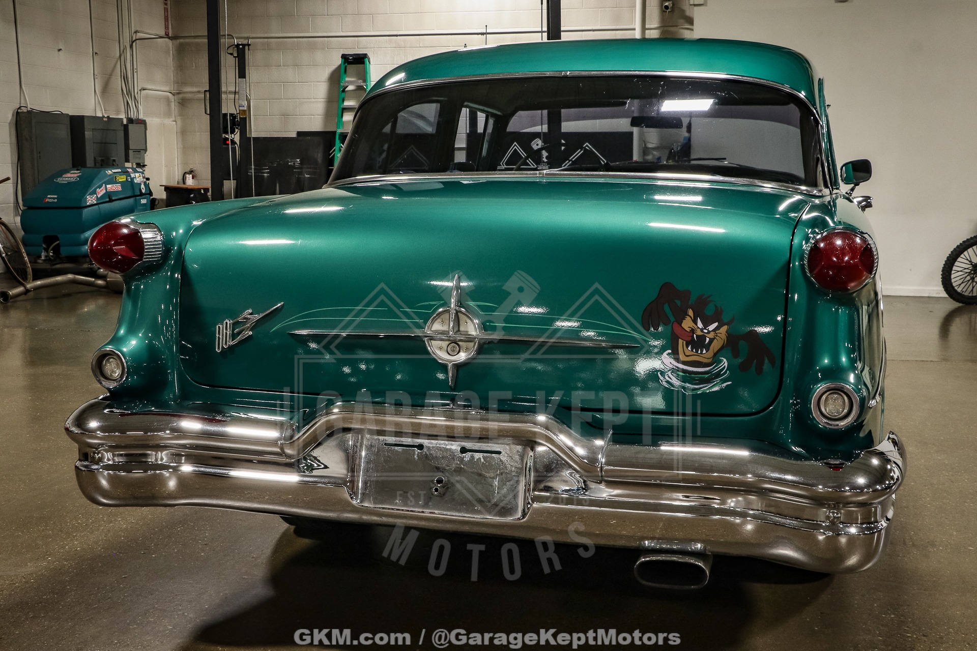 1956 Oldsmobile Super 88 Holiday Sedan 45