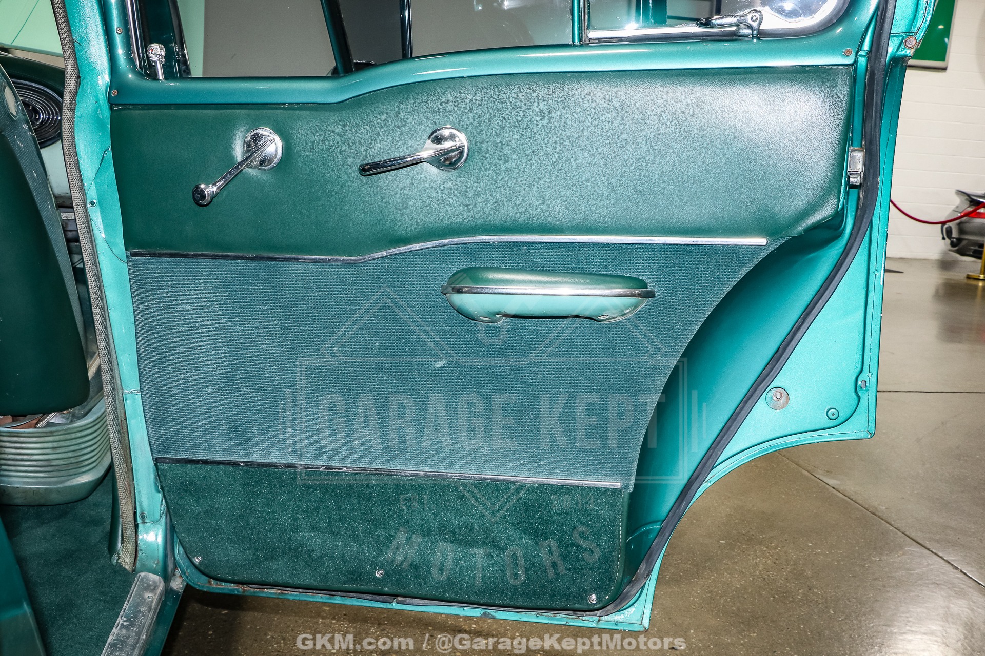 1956 Oldsmobile Super 88 Holiday Sedan 76