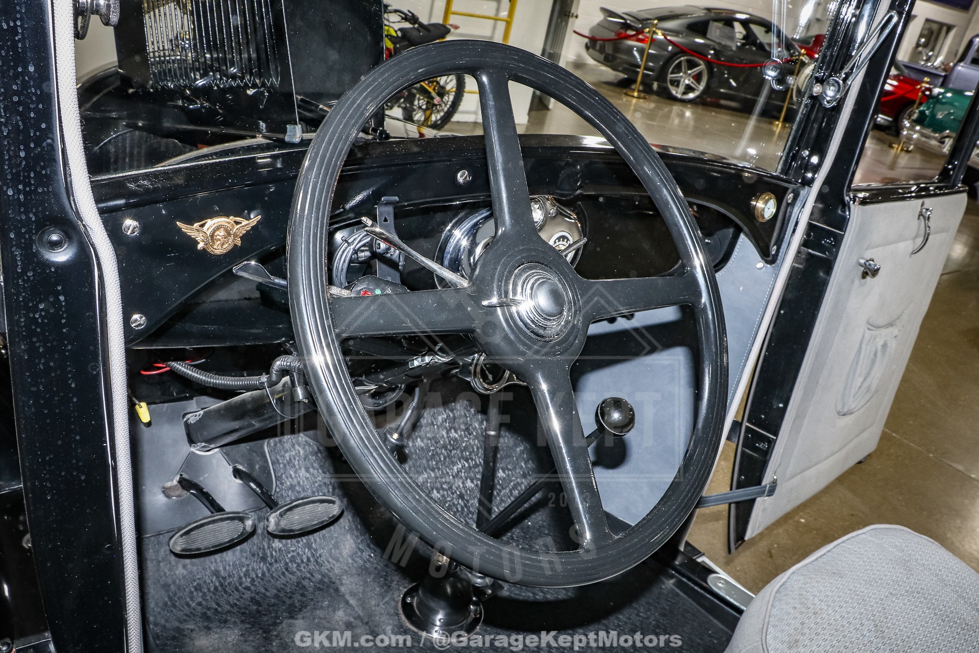 1929 Ford Model A 4