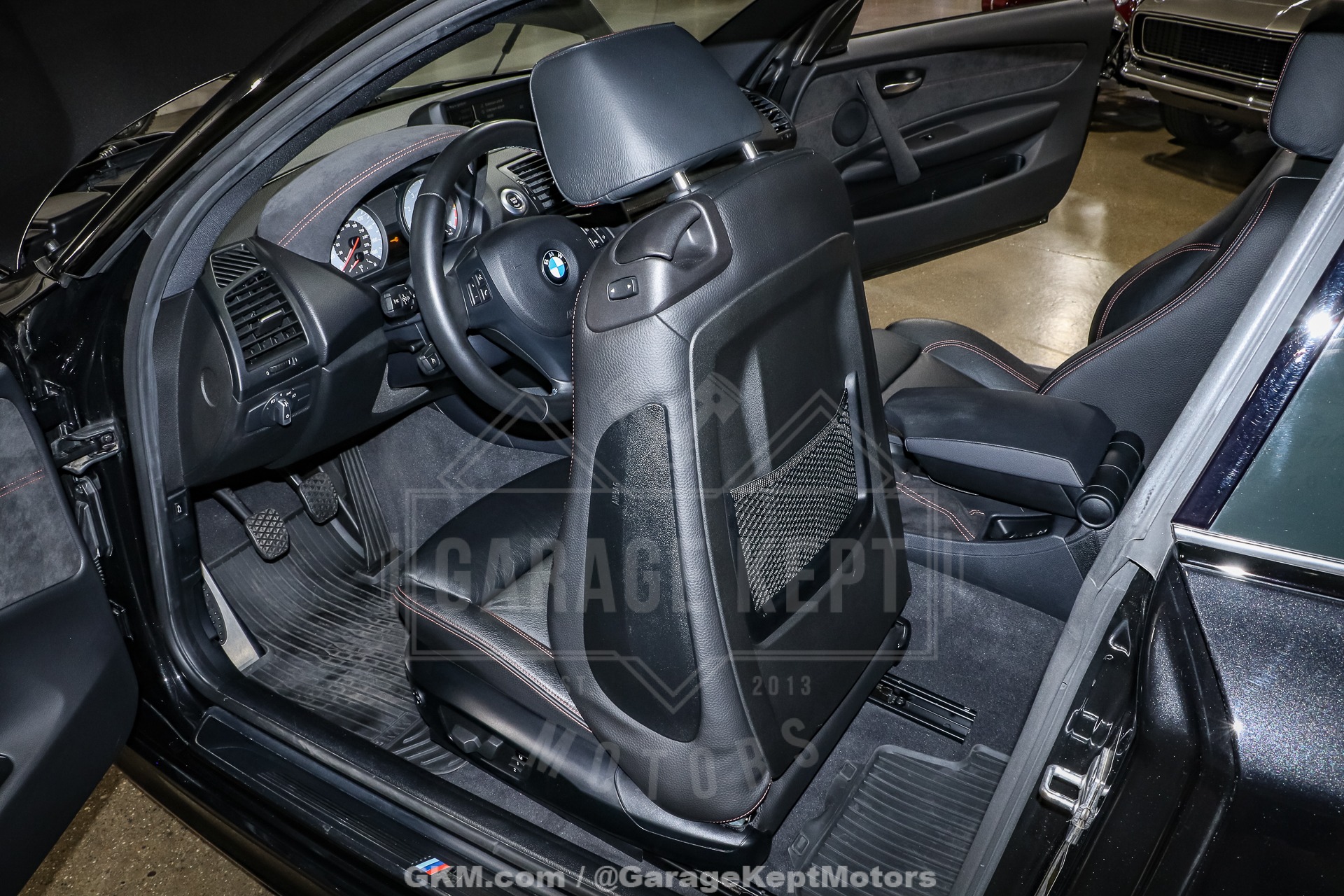 2011 BMW 1M 121