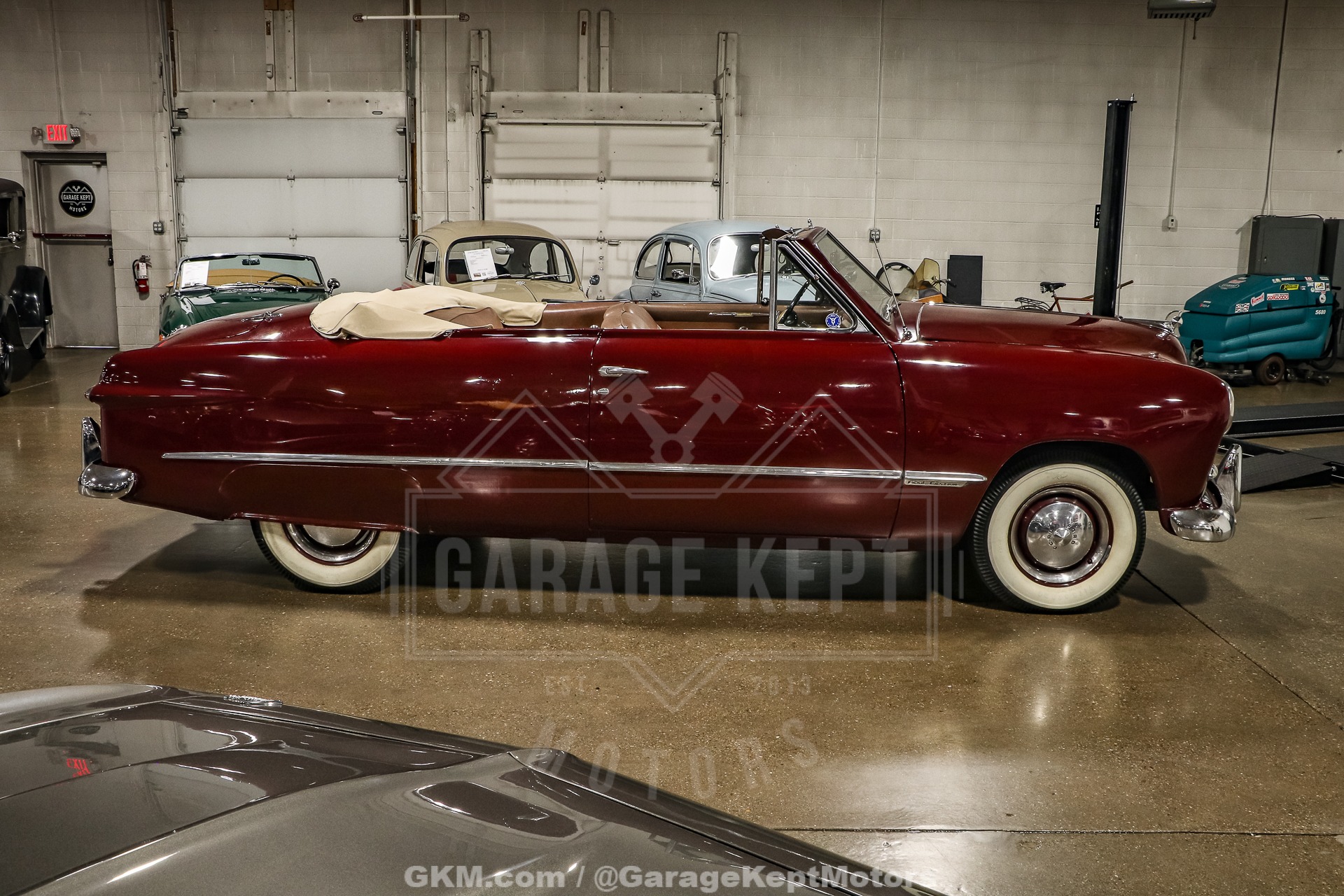 1949 Ford Custom 16