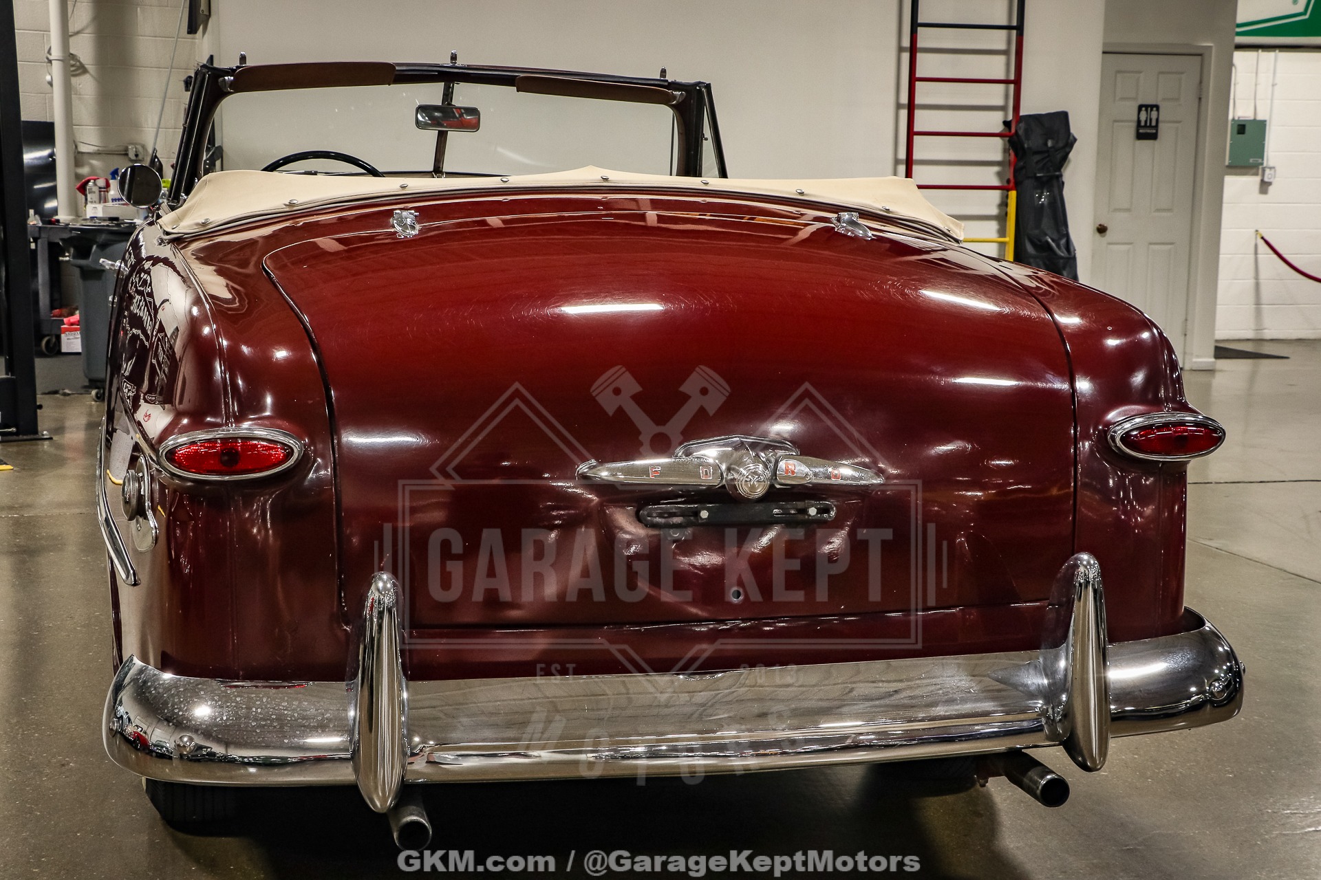 1949 Ford Custom 41
